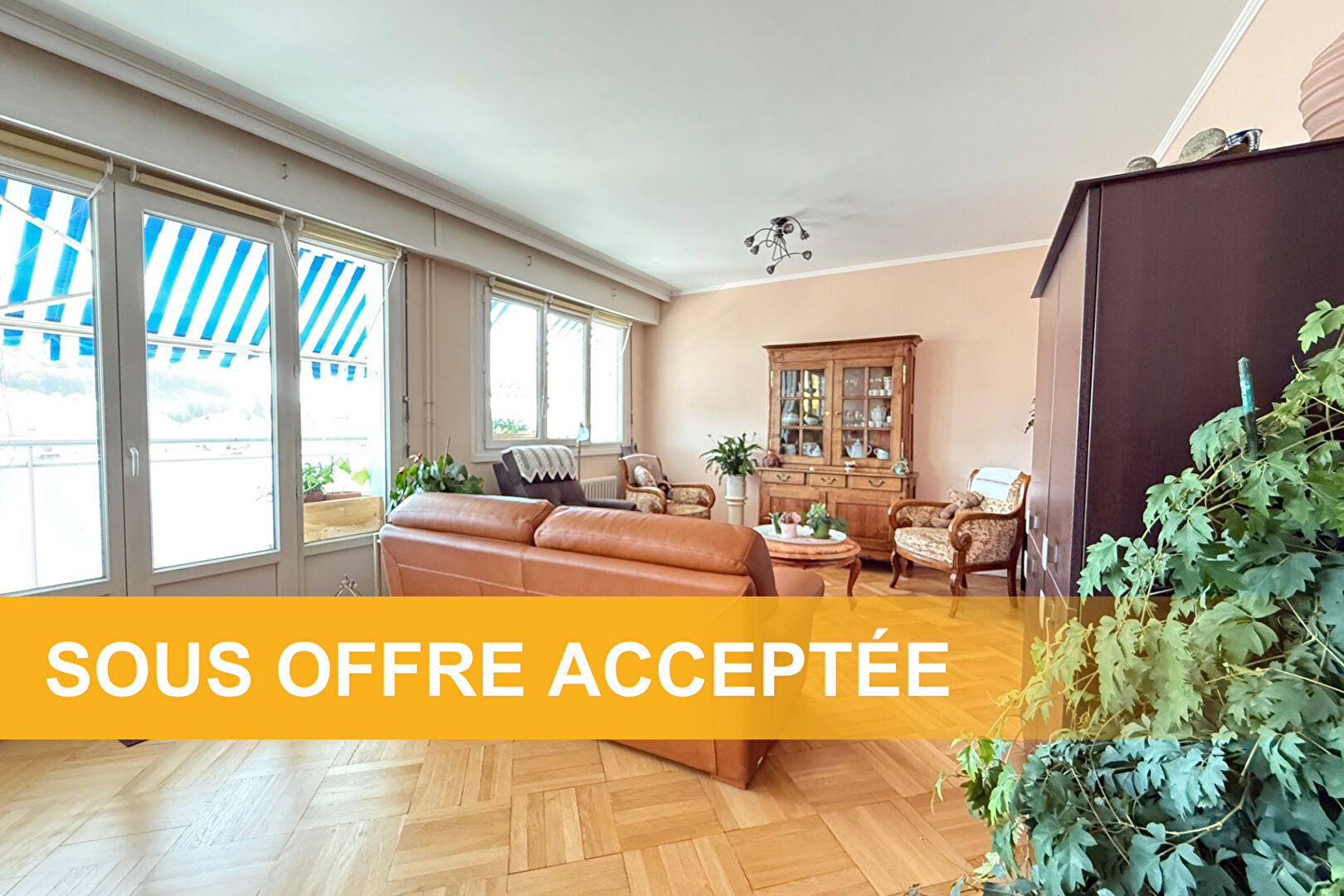 Appartement Lons-Le-Saunier 4 pièces / 3 chambres / 104 m² / garage