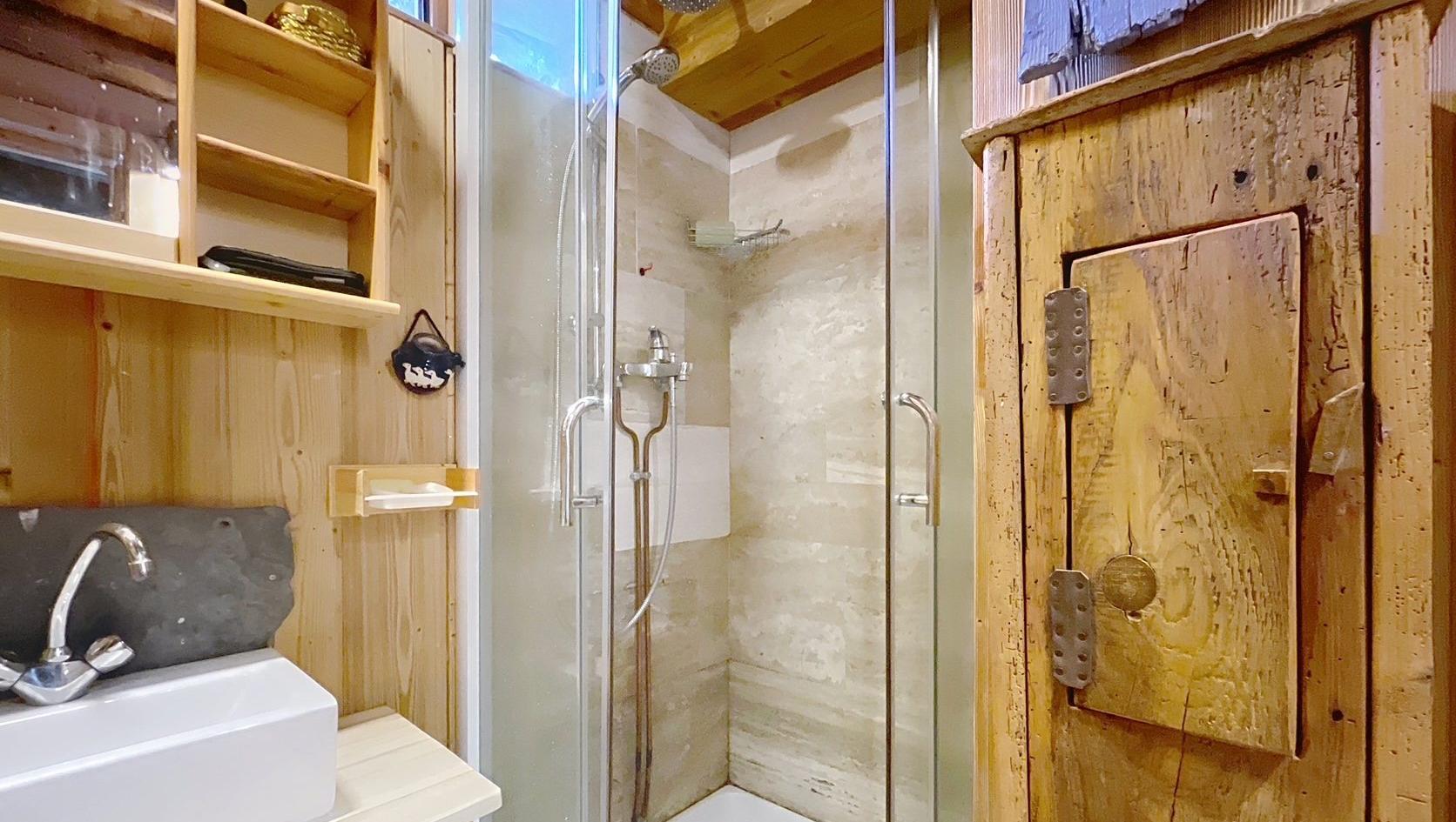 Maison de Montagne face à la Meije La Grave 05320