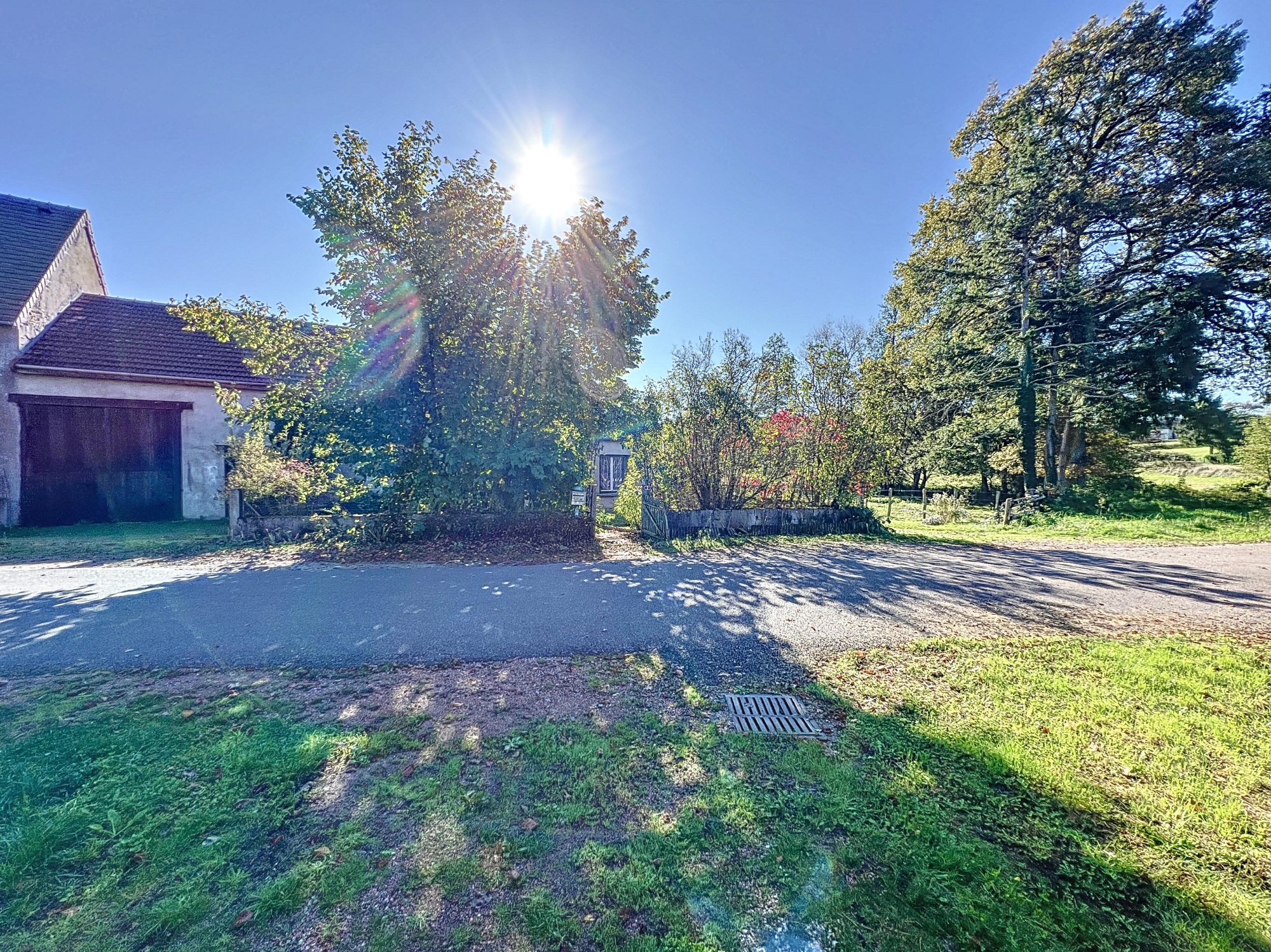Maison à rénover avec superbe terrain Saint-Pierre-en-Vaux 21230
