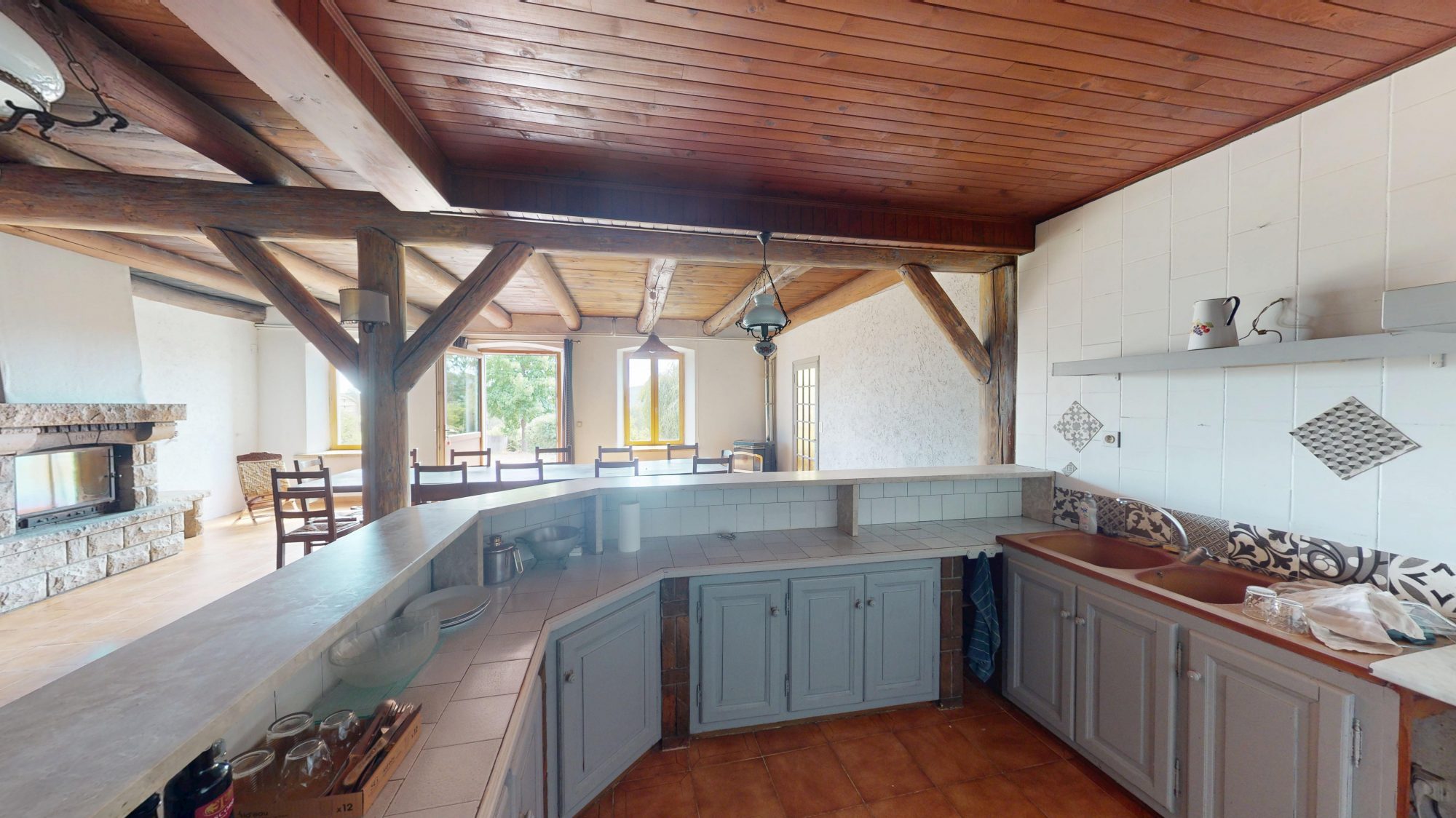 Ferme en pierres sur terrain attenant Chomelix 43500