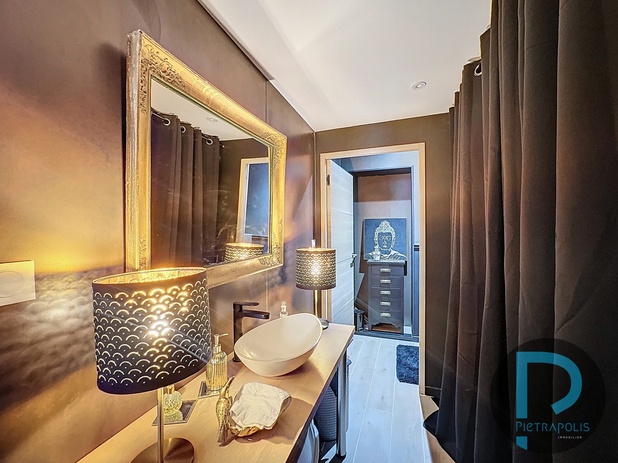 Appartement en duplex - 3 chambres avec mezzanine dont suite parentale - 2 terrasses - 2 places de parkings Belleville-en-Beaujolais 69220