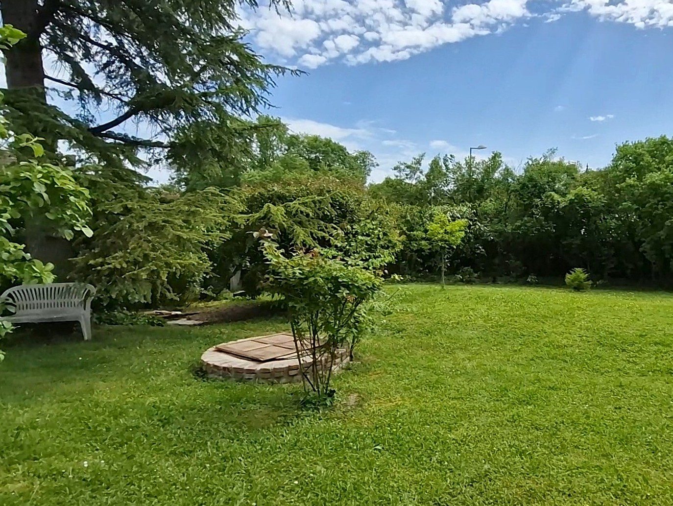 Propriété de caractère entre Chalon et Dole Chalon-sur-Saône 71100