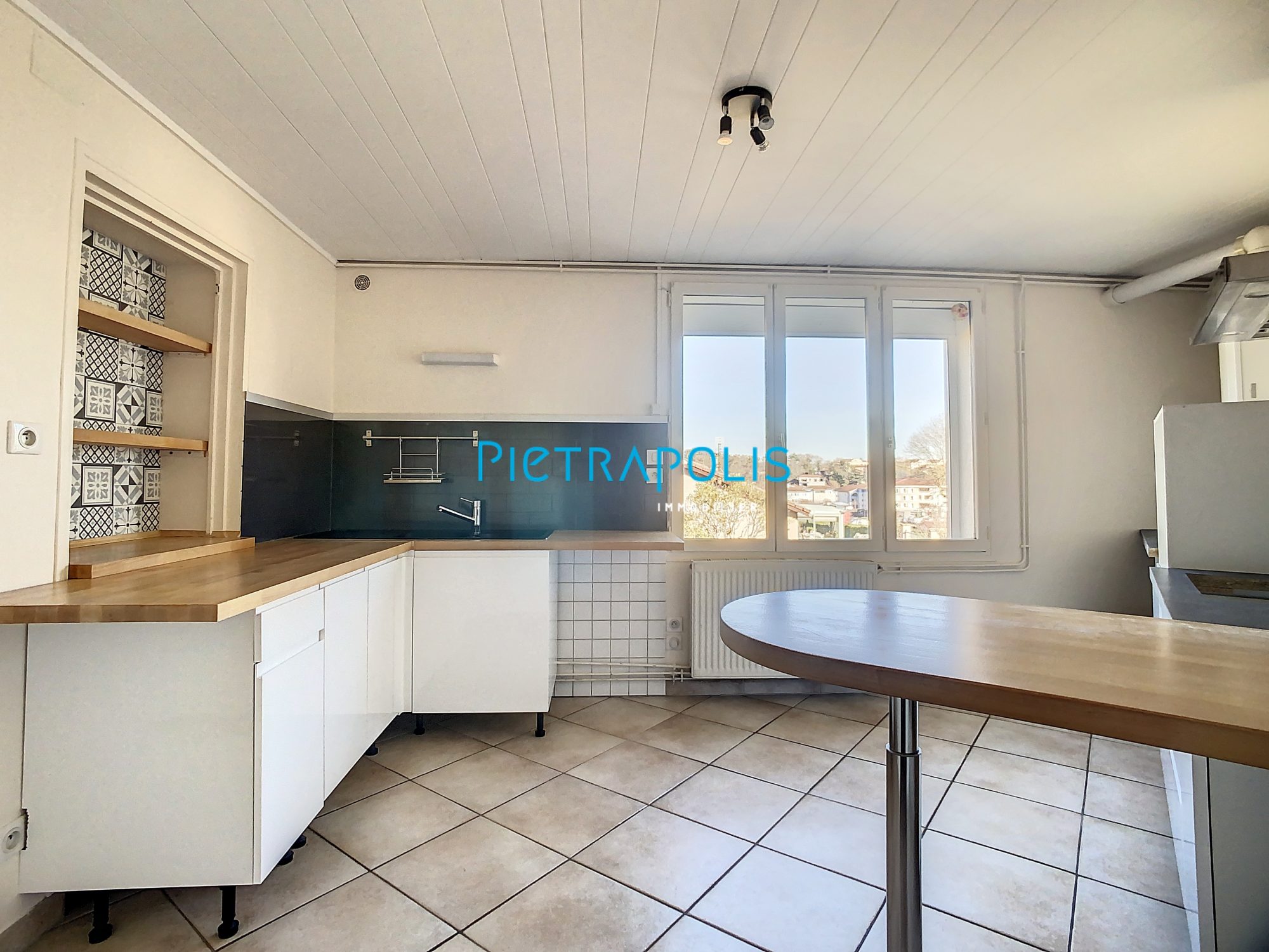 Maison de village 3 PCS 85 m² Châtillon-sur-Chalaronne 01400