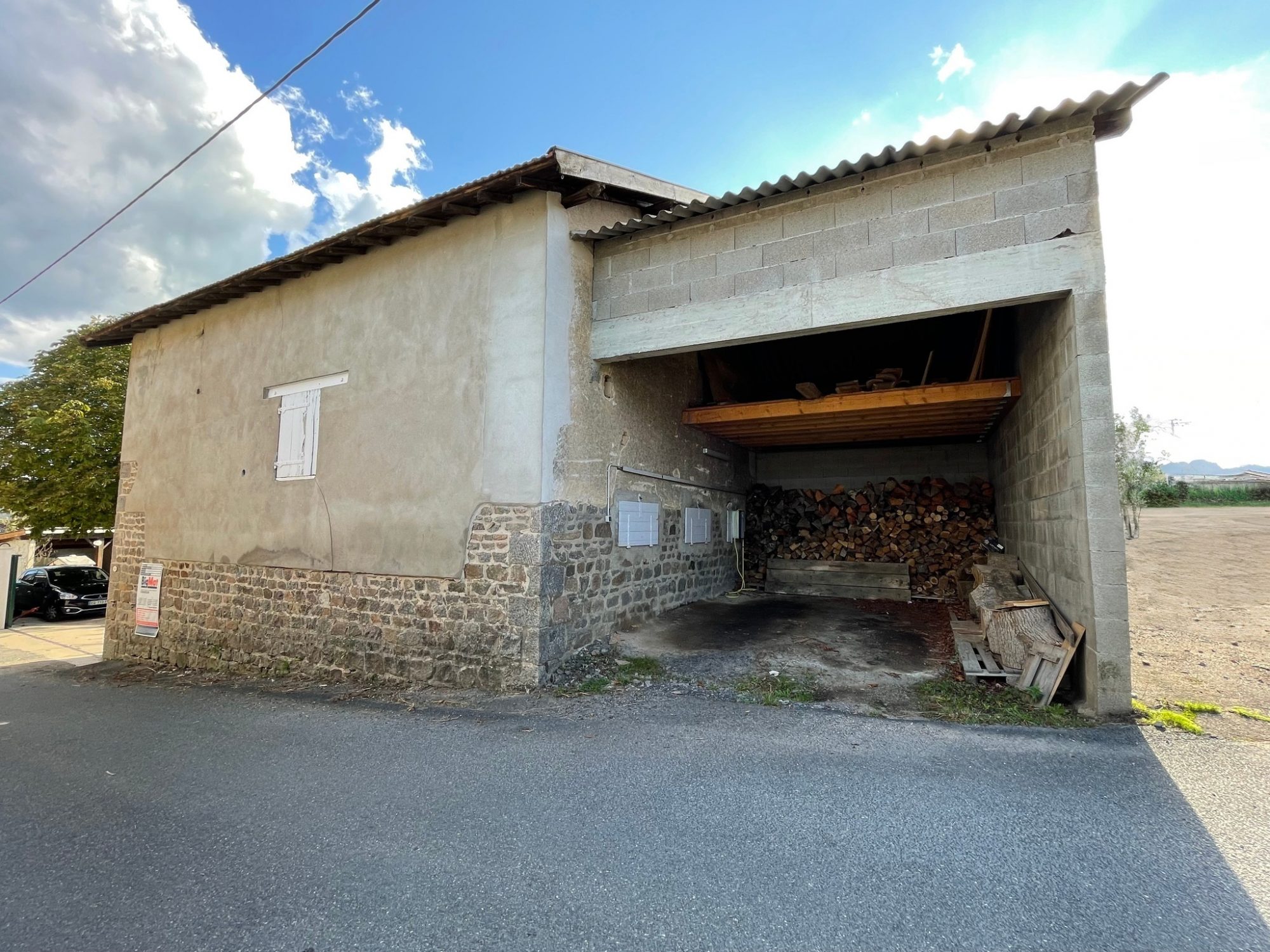 Ancien cuvage - 200 m² au sol - terrain 411 m² Saint-Étienne-la-Varenne 69460