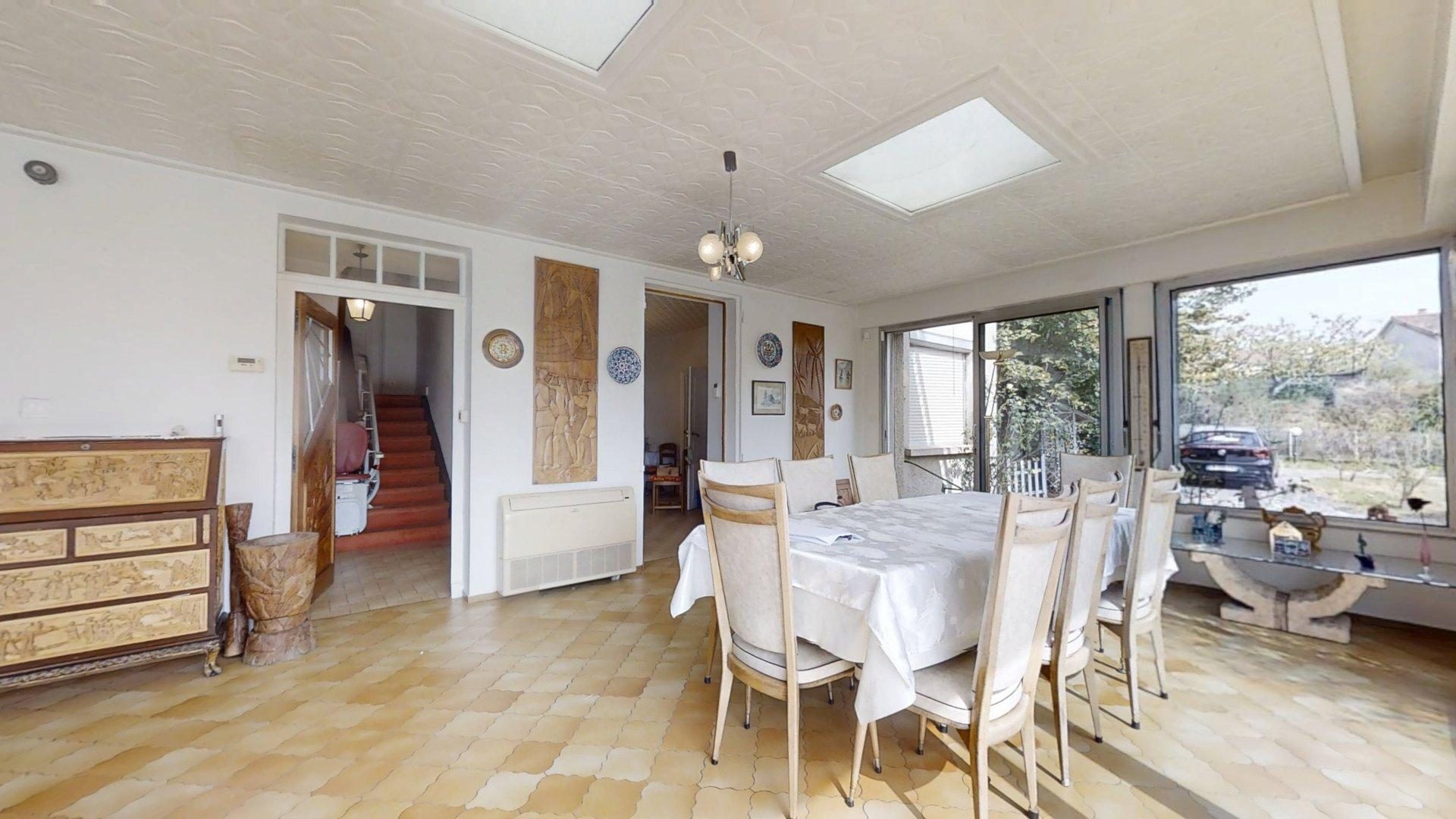 Maison avec dépendances sur un terrain constructible Davézieux 07430