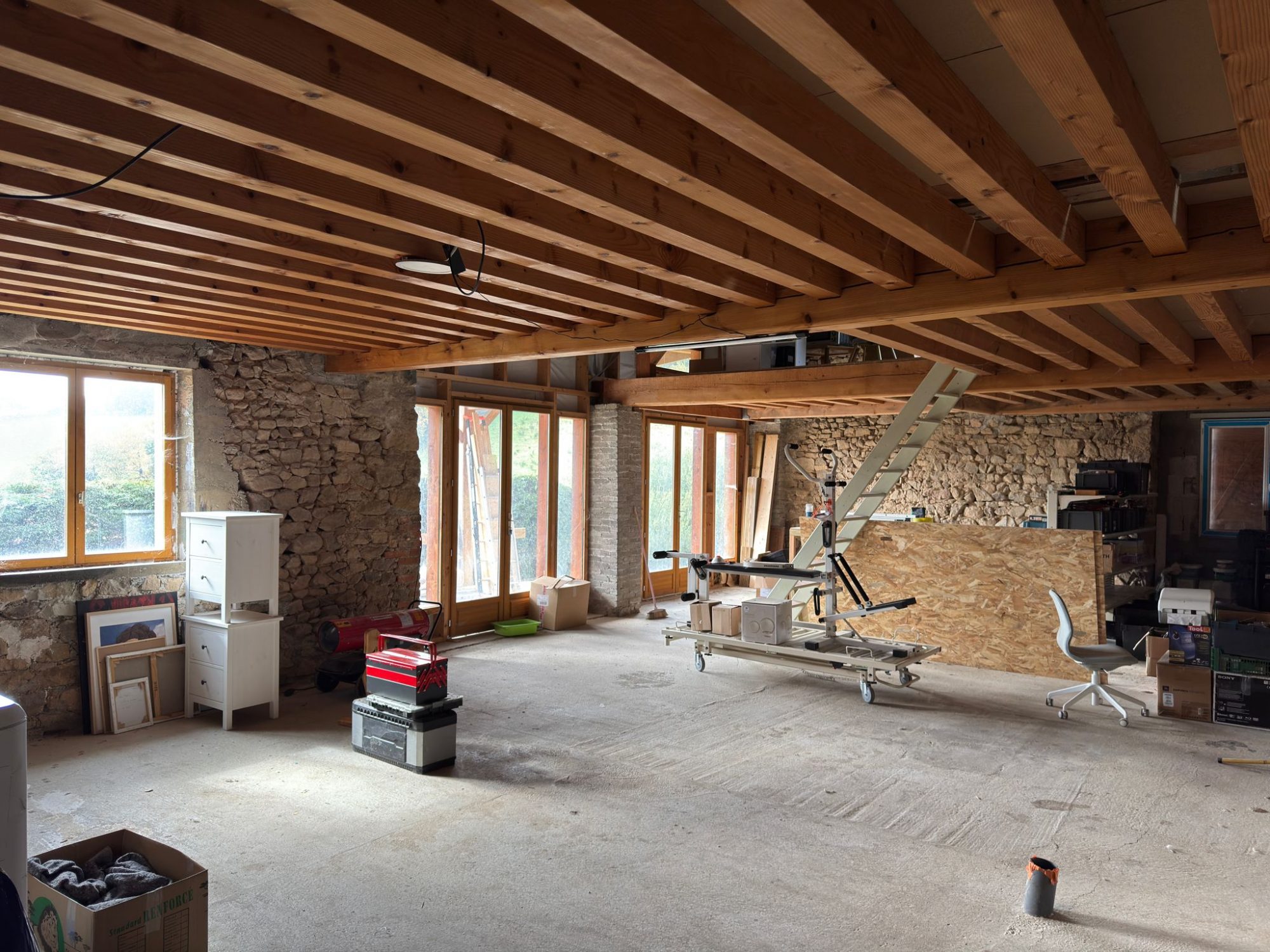 Maison ancienne 108m² avec belle dépendance Saint-Appolinaire 69170