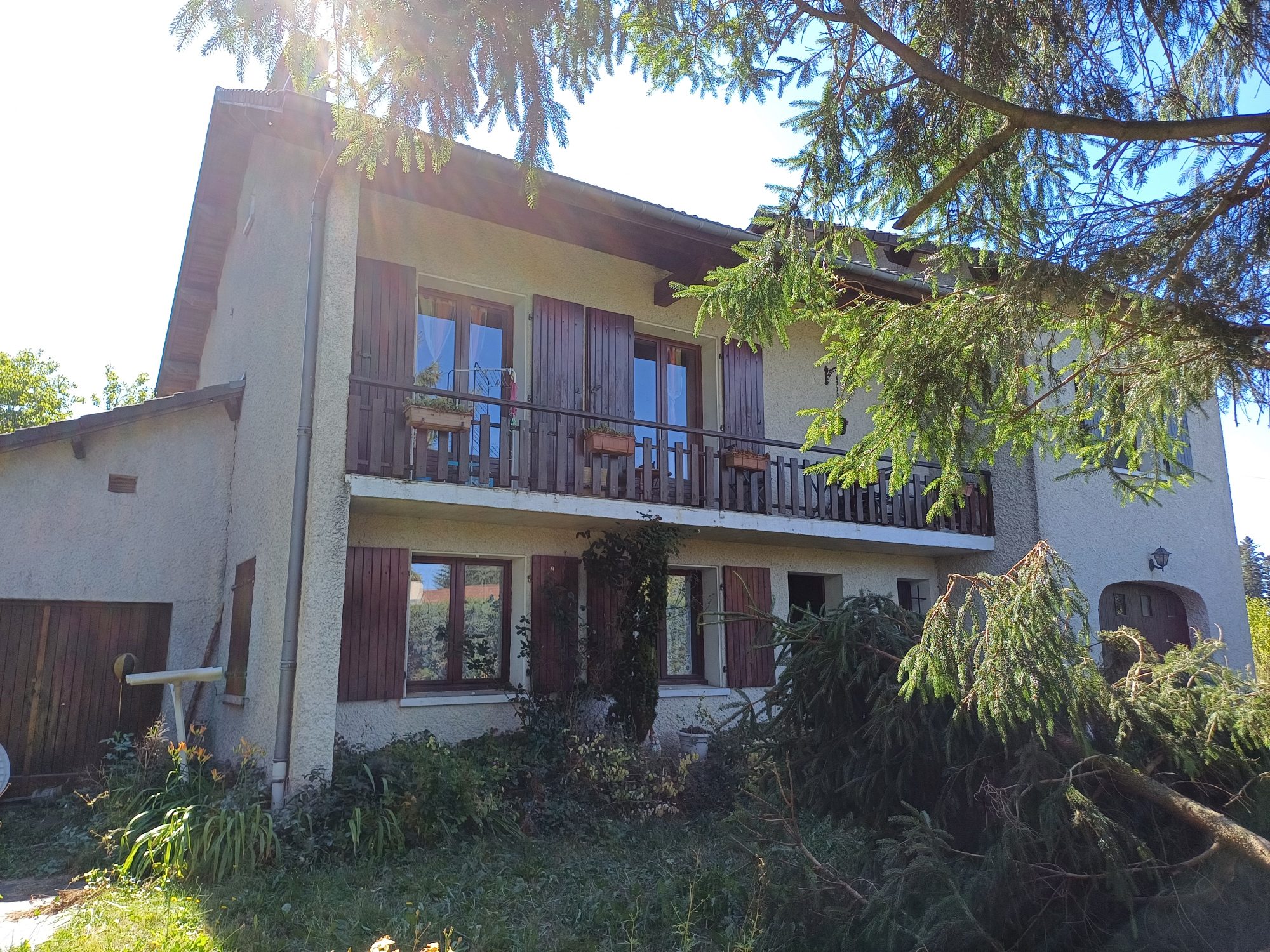 Maison - 8 pièces - 147 m² - Le Chambon-sur-Lignon (43400)