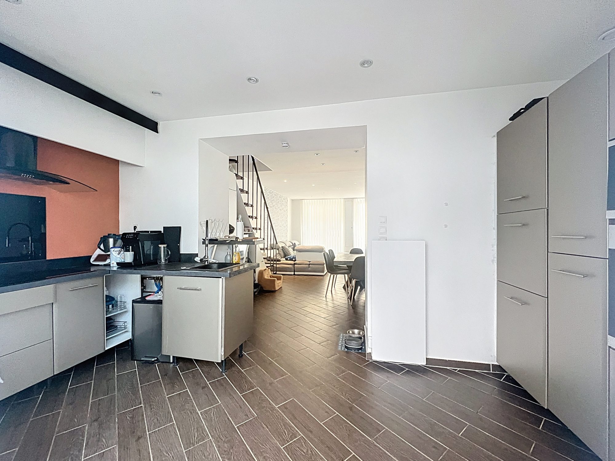Immeuble de rapport à TARARE dont 2 appartements déjà loués Tarare 69170