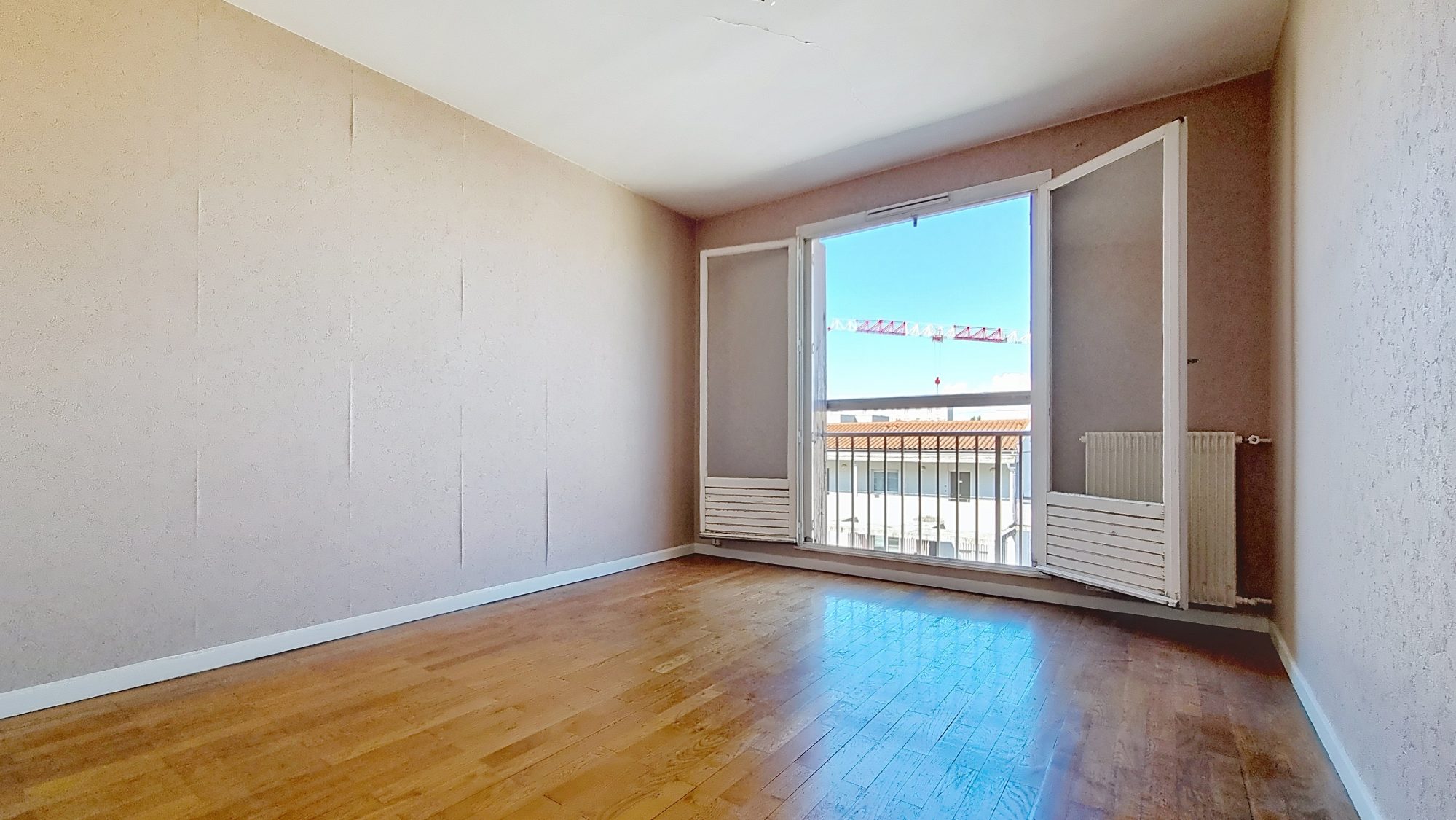 ETAGE ELEVE vue Fourvière - Appartement T2 46 m² - garage possible VILLEURBANNE 69100