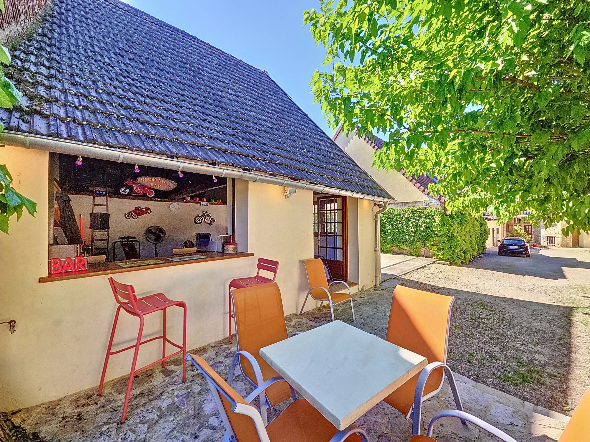 MAISON DE CARACTERE EN PIERRE Tournus 71700