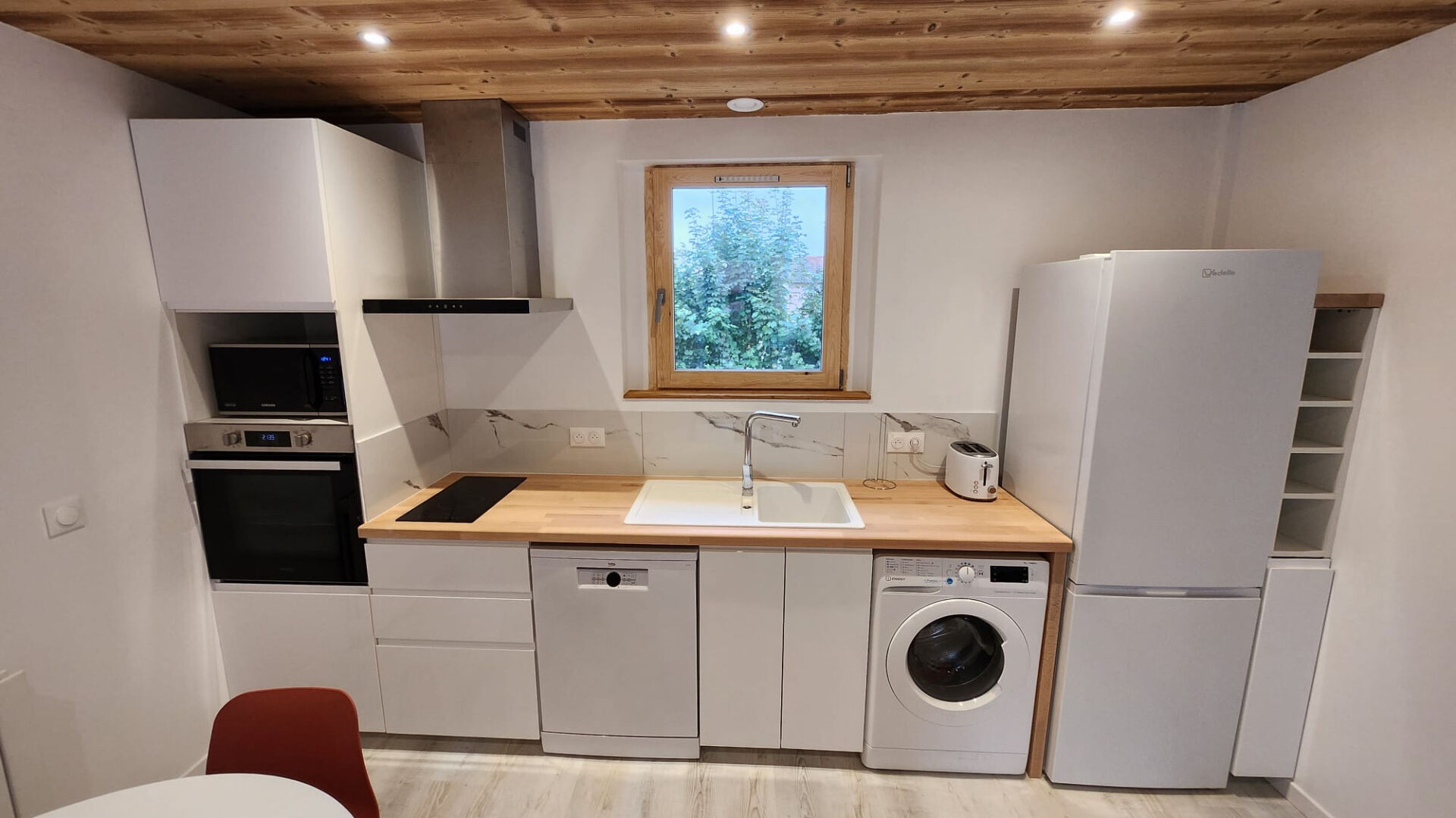 CHARMANT STUDIO DUPLEX avec Terrasse GILLY SUR ISERE 73200