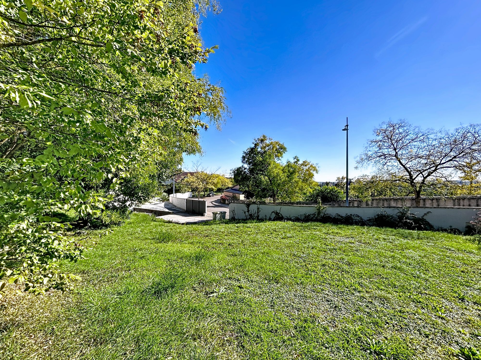 Terrain constructible 719m2 - Talant quartier Marronniers Talant 21240