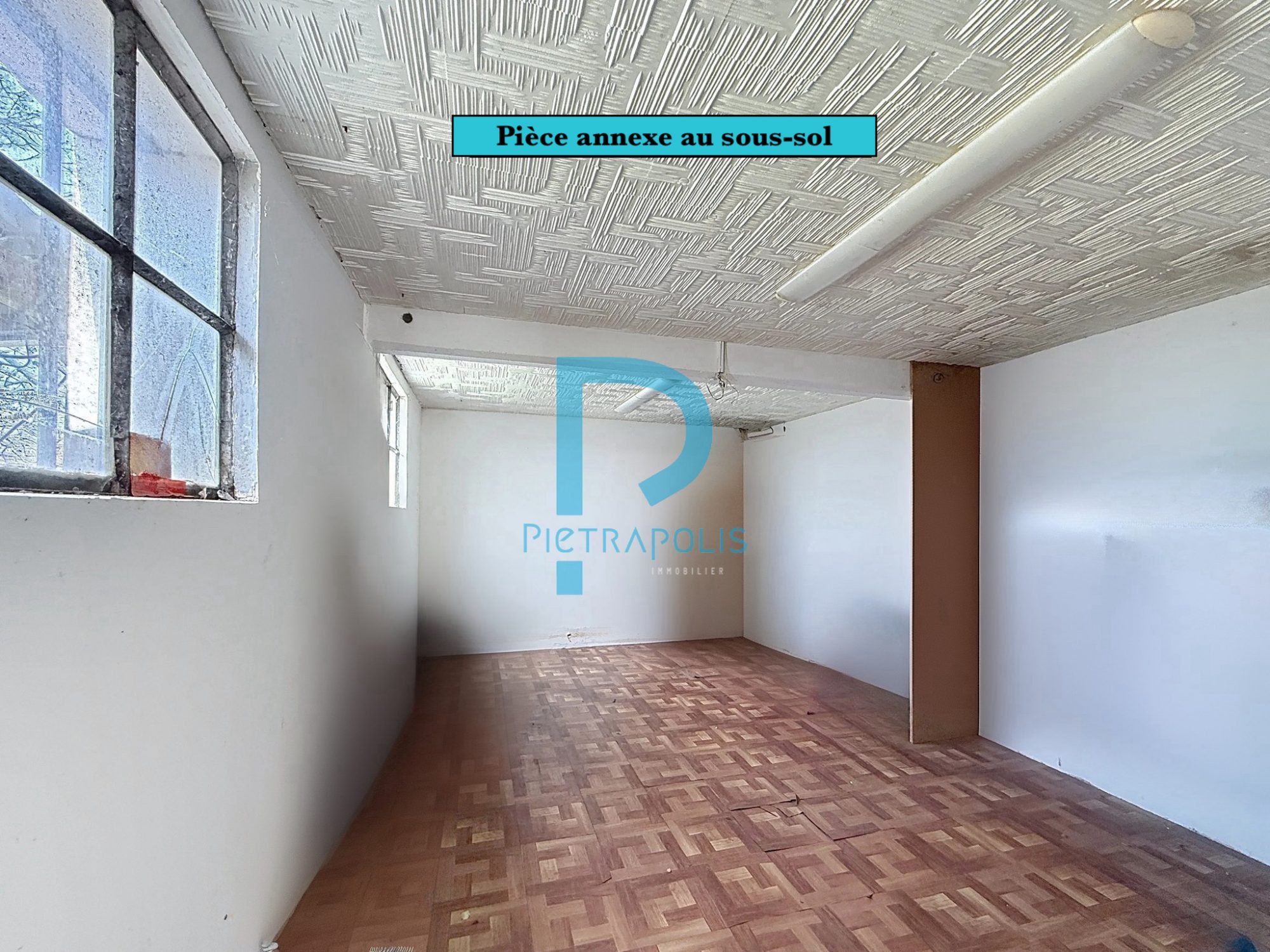 MAISON 4 CHAMBRES SUR SOUS-SOL COMPLET - PARCELLE DE 1100 m2 Châtillon-sur-Chalaronne 01400