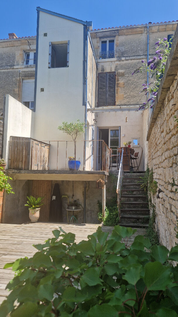 Maison de ville, Niort 7 pièce(s) 148 m2