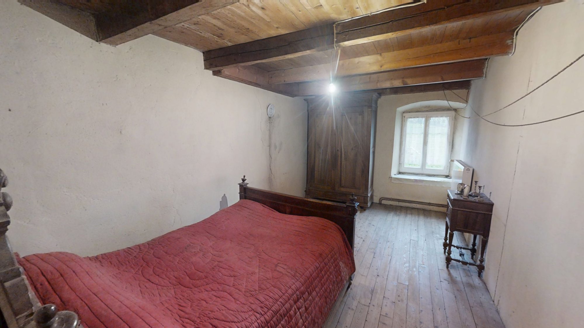 Maison - 4 pièces - 89 m² - Saint-Julien-Molhesabate (43220)