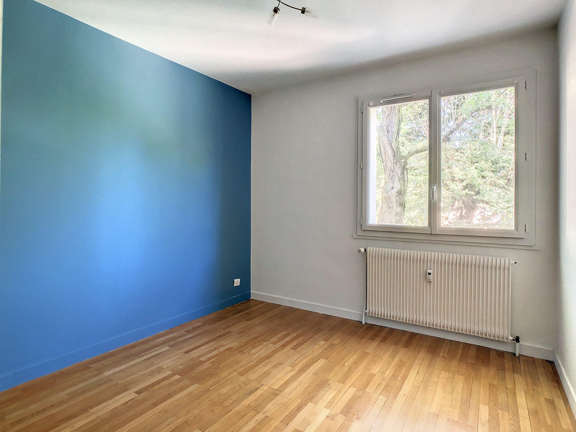 Monplaisir - rue Villon - 162m2 - Balcon 21m2 et box Lyon 69008