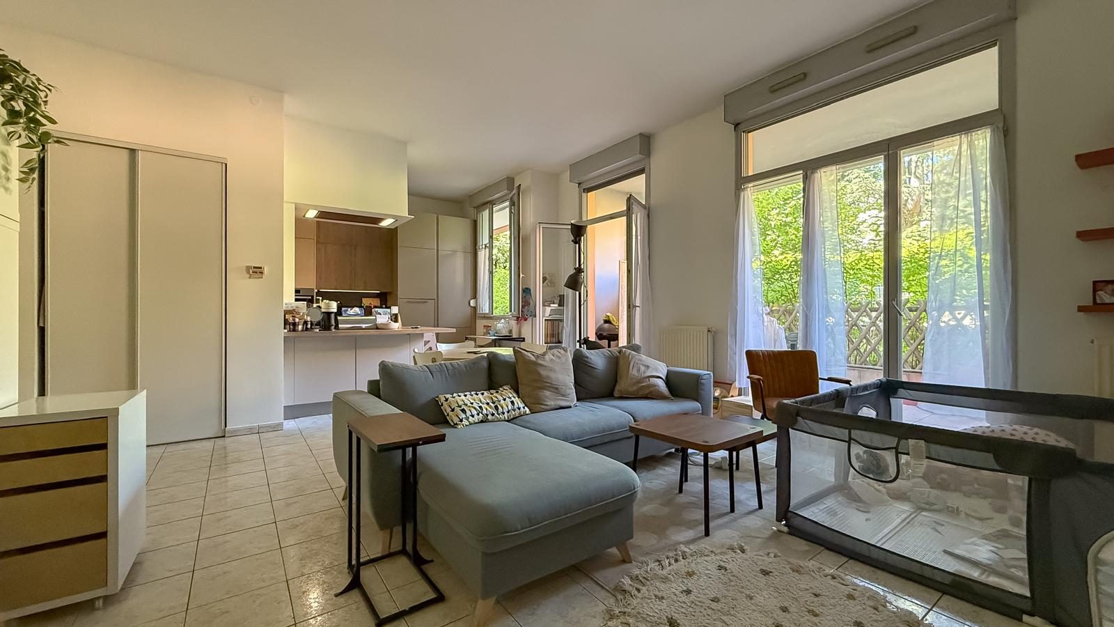 T3  Croix -Rousse avec terrasse et box ferm Lyon 69004