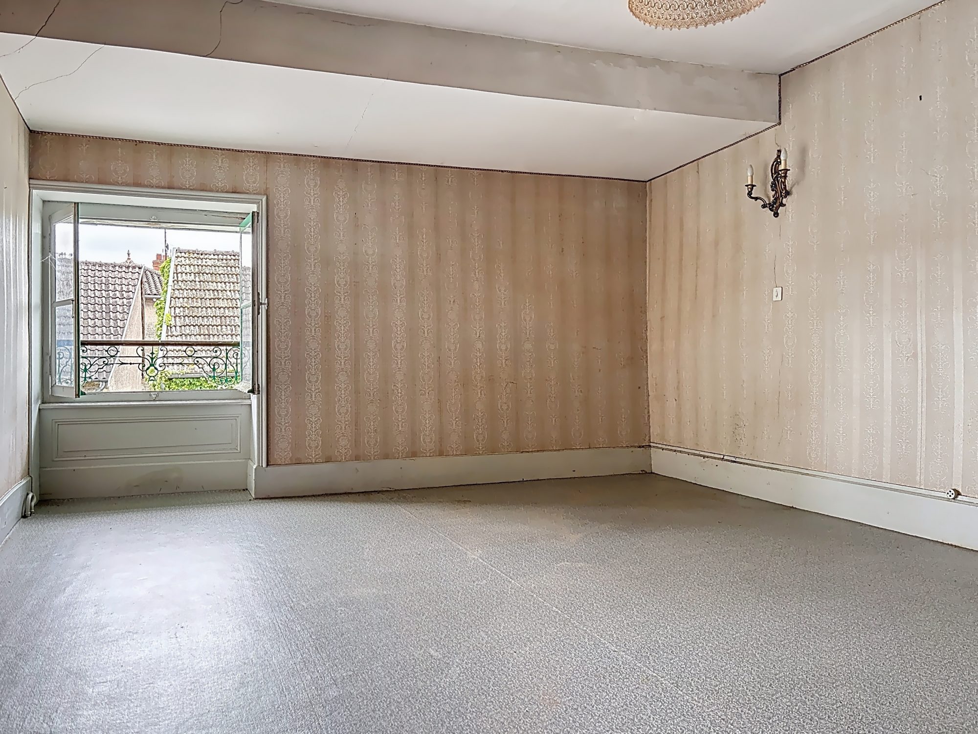 Maison cachet à rénover La Salle 71260