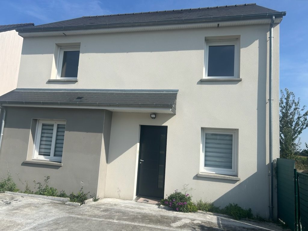 Contemporaine 4 Chambres au calme et en bourg