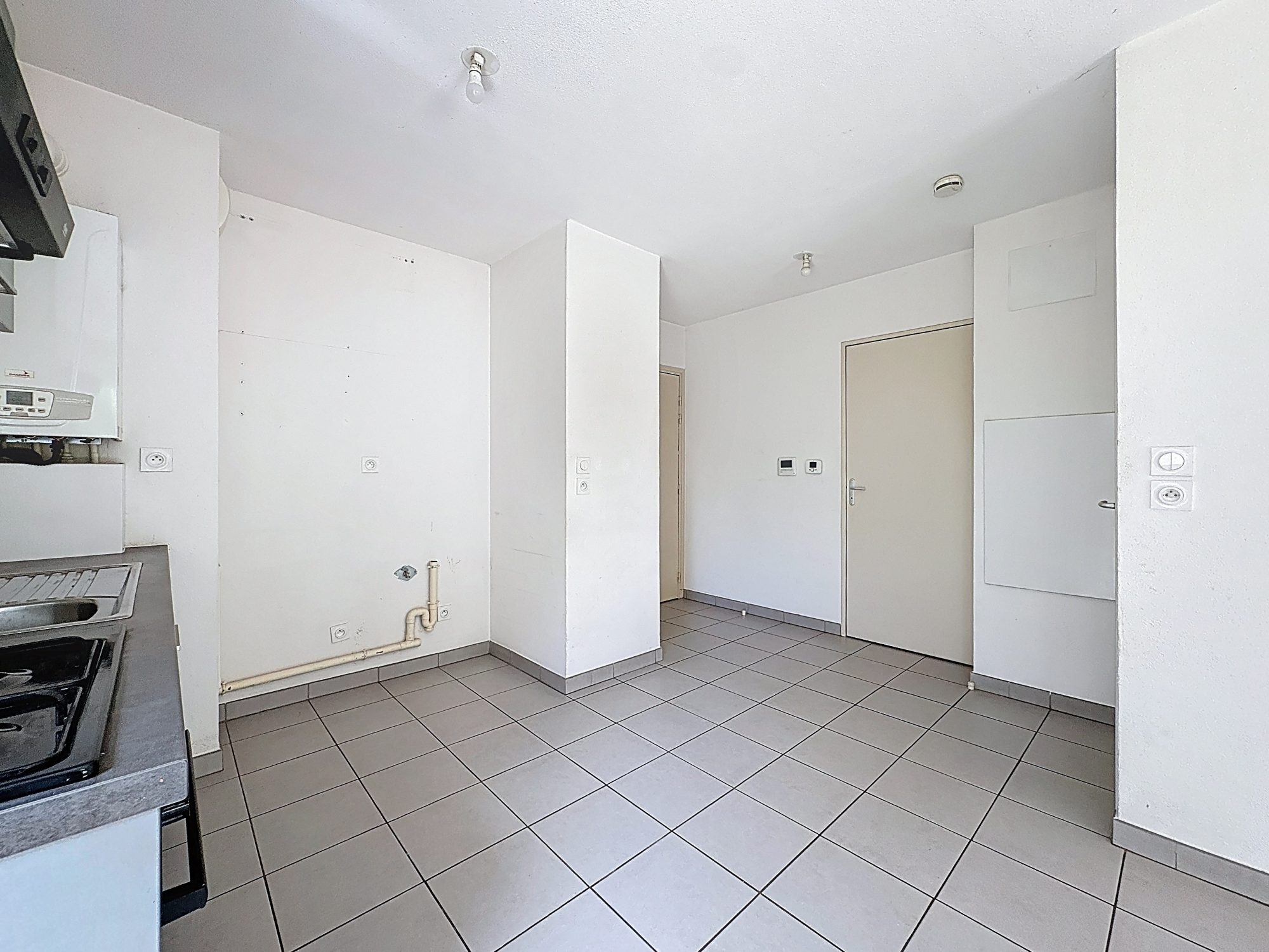 T2 de 38m2 avec jardin de 172m2 Saint-Priest 69800