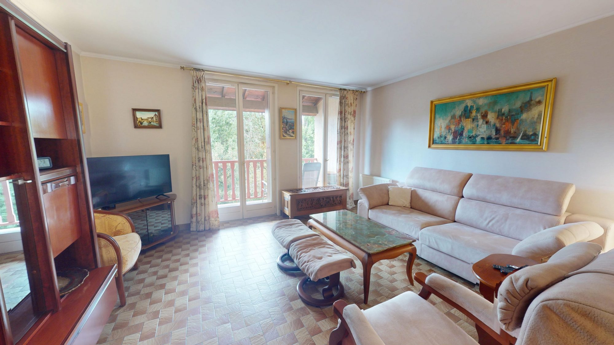 Appartement T5 avec Garage et Place de stationnement Le Puy-en-Velay 43000