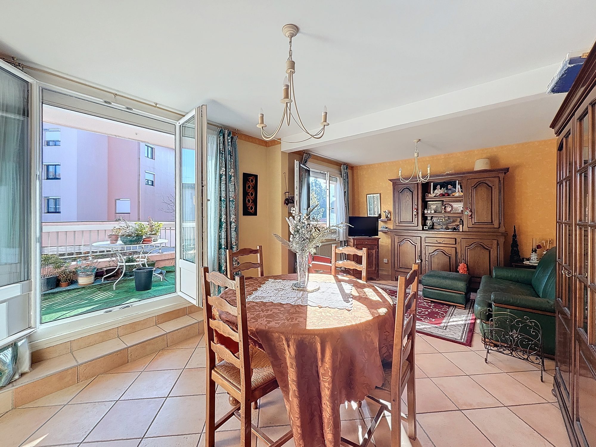 Appartement t4 avec terrasse Riorges 42153