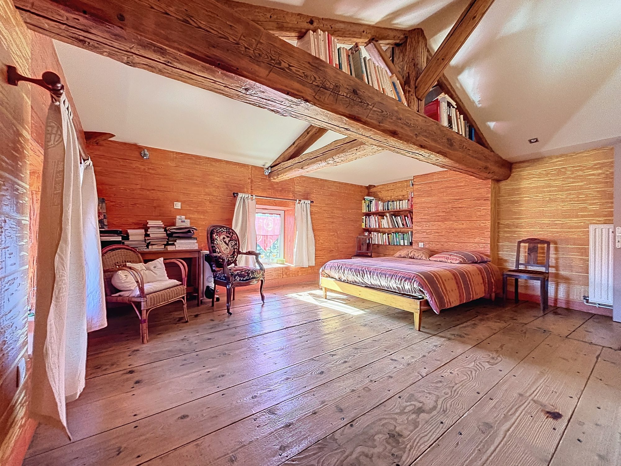 Maison en Pierres Env 142 m² Chessy 69380