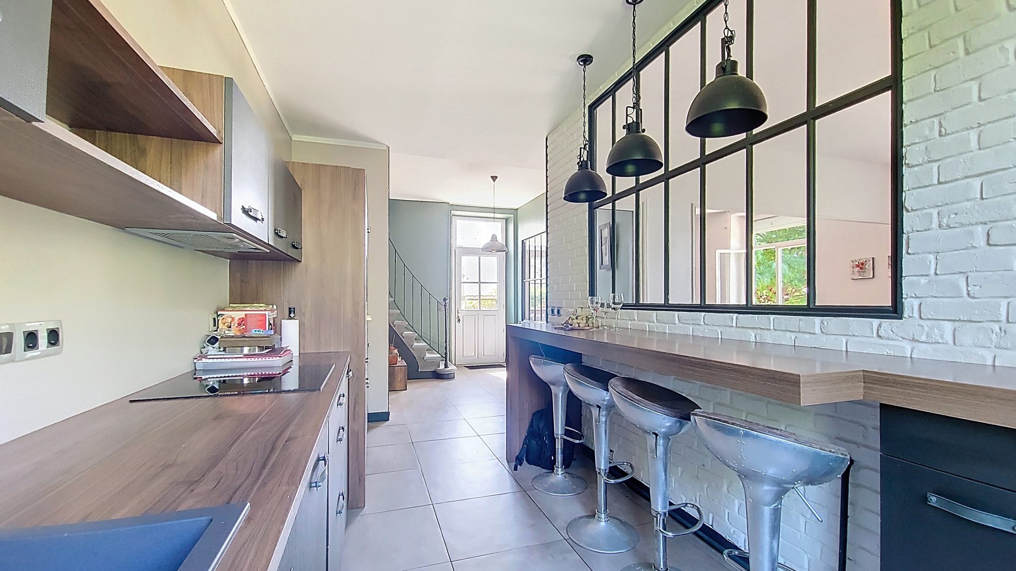 Maison de caractère- T6 - 5 chambres - Terrain plat sans aucun vis à vis