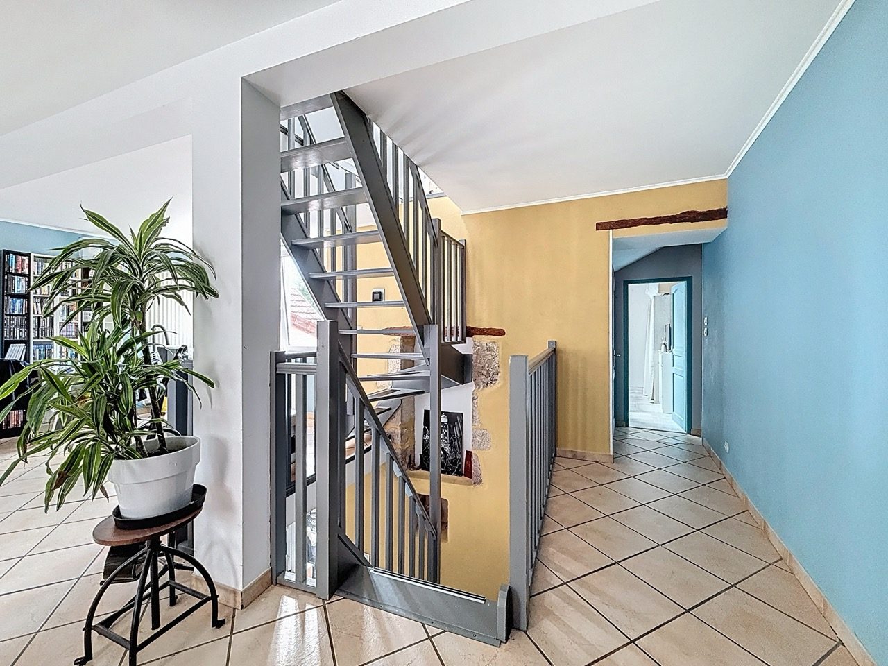 MAISON 6 pièces 116 m2 (137 au sol)