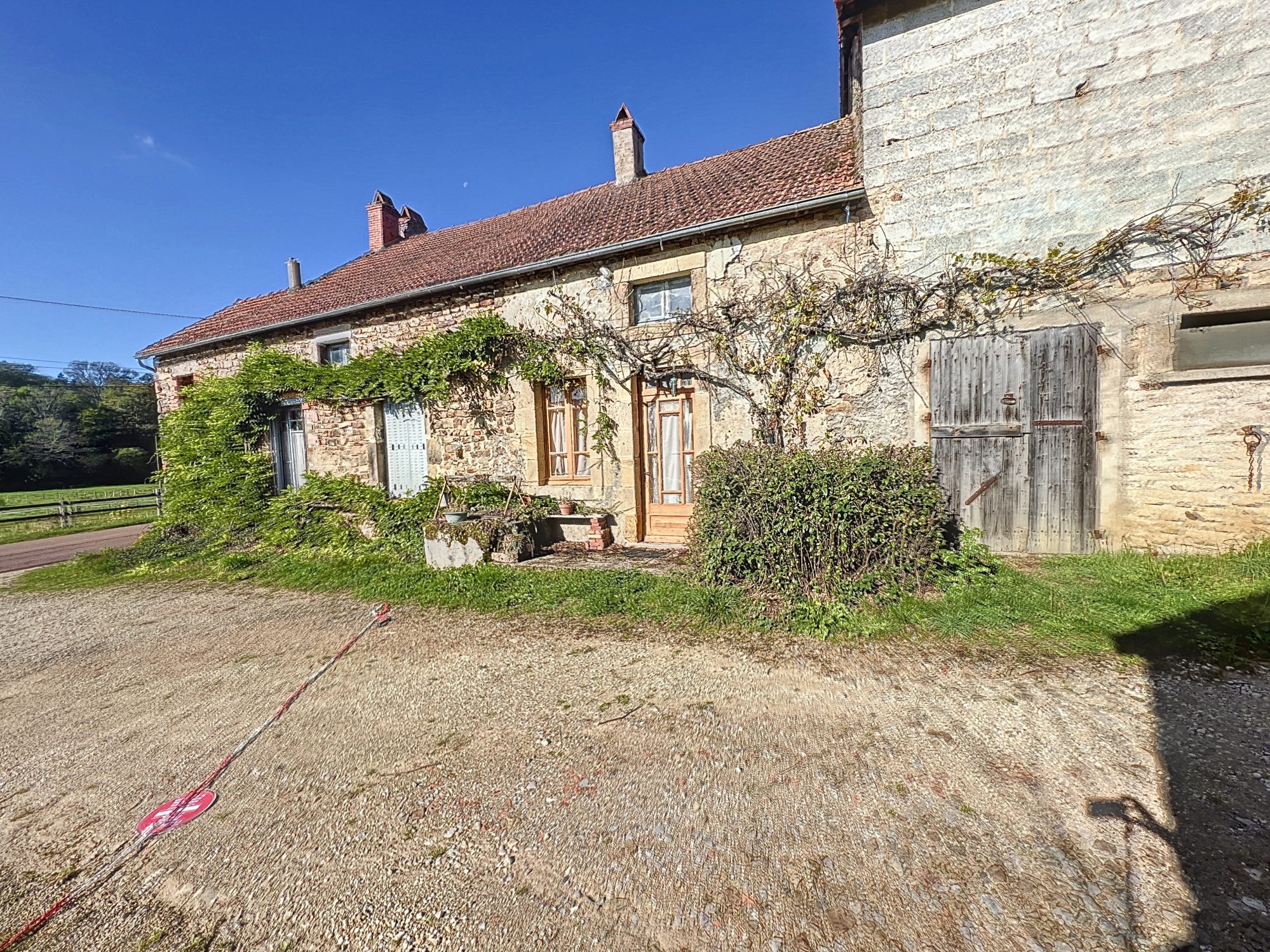 Corps de ferme à rénover