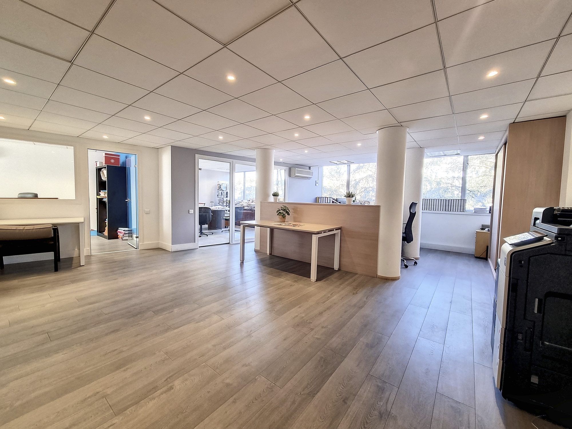Bureaux Part-Dieu 210 m2 prêts à emménager Lyon 69003