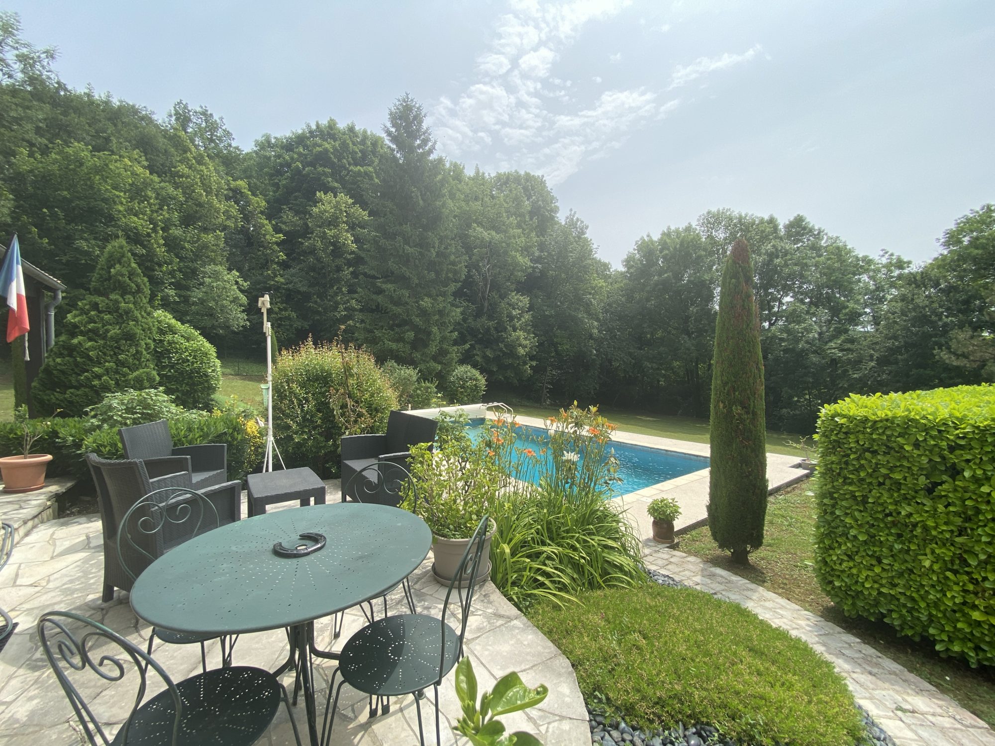 Villa bourgeoise avec piscine