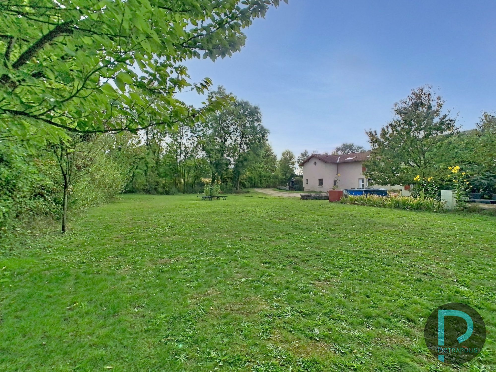 CONDEISSIAT - Ferme rénovée 235 m² avec terrain Condeissiat 01400