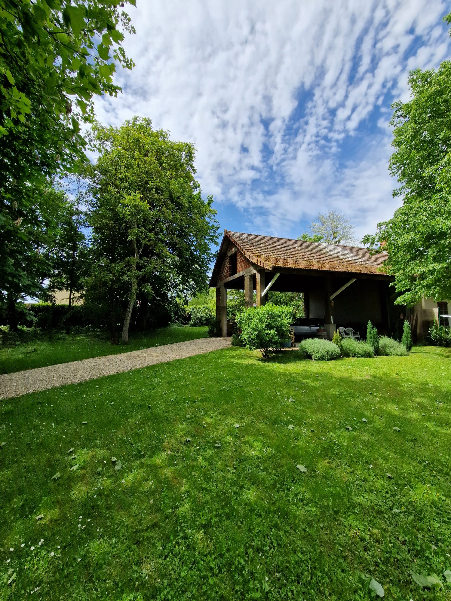 Propriété de caractère entre Chalon et Dole Chalon-sur-Saône 71100