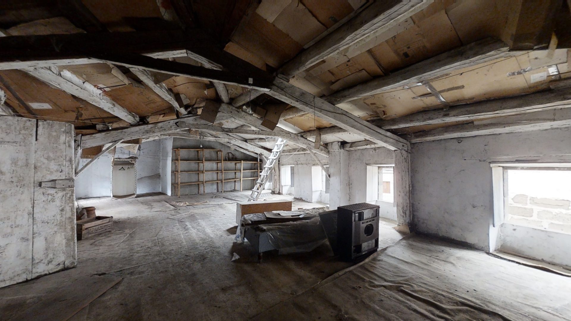 Maison avec local commercial Langeac 43300