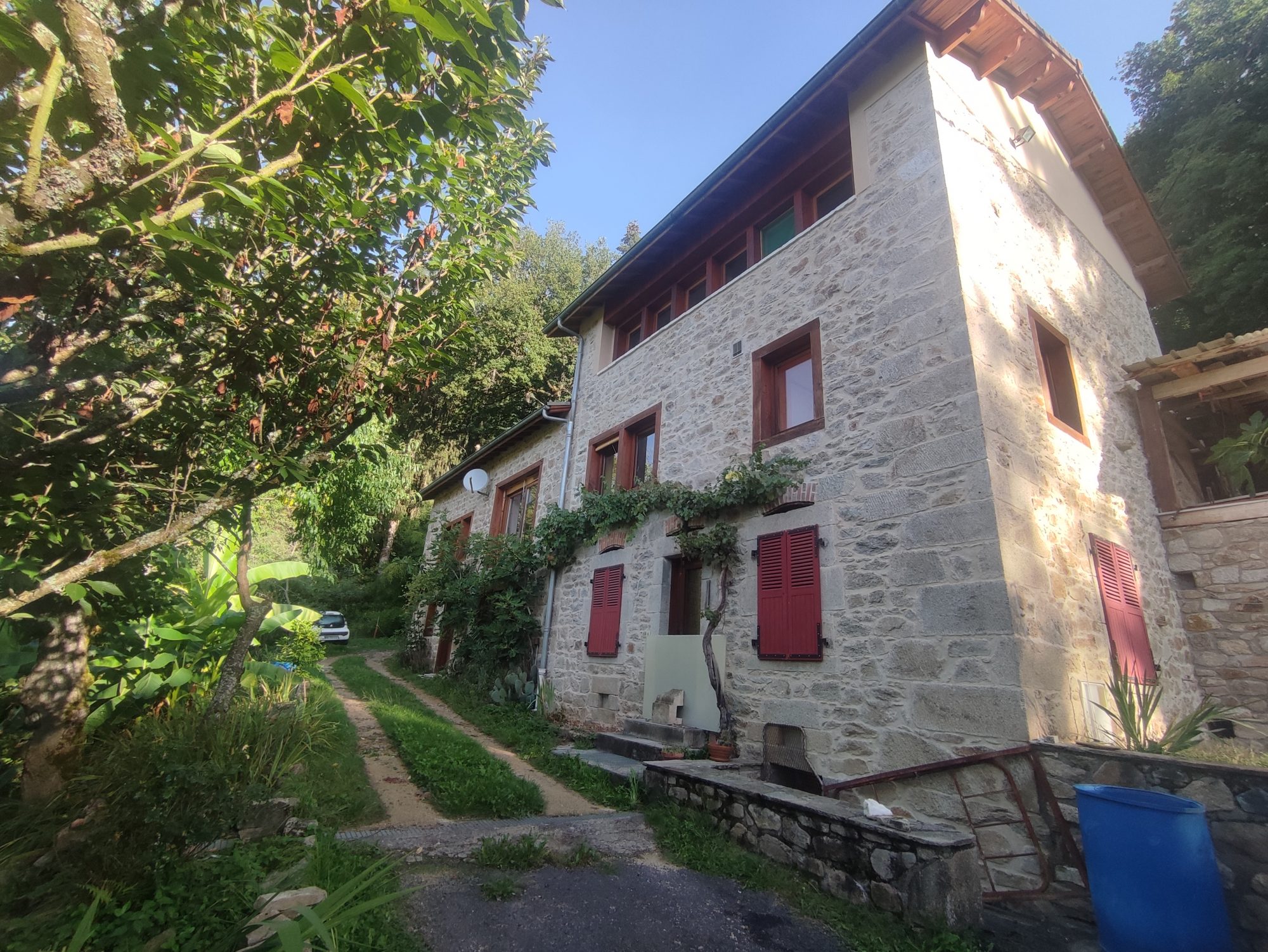 Maison - 6 pièces - 196 m² - Ambert (63600)