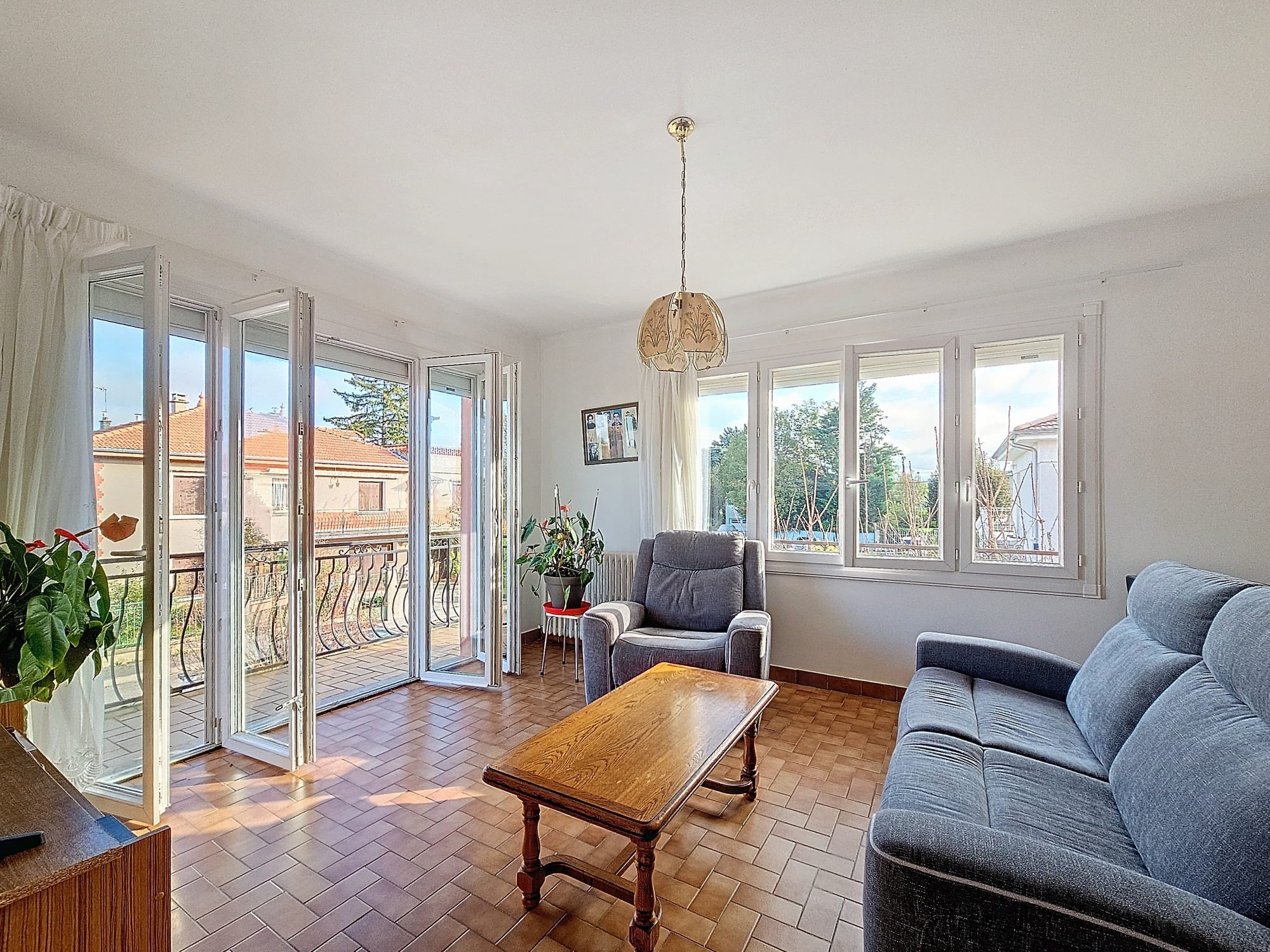 Maison de 195 m² sur un terrain de 800 m² Saint-Pierre-de-Chandieu 69780