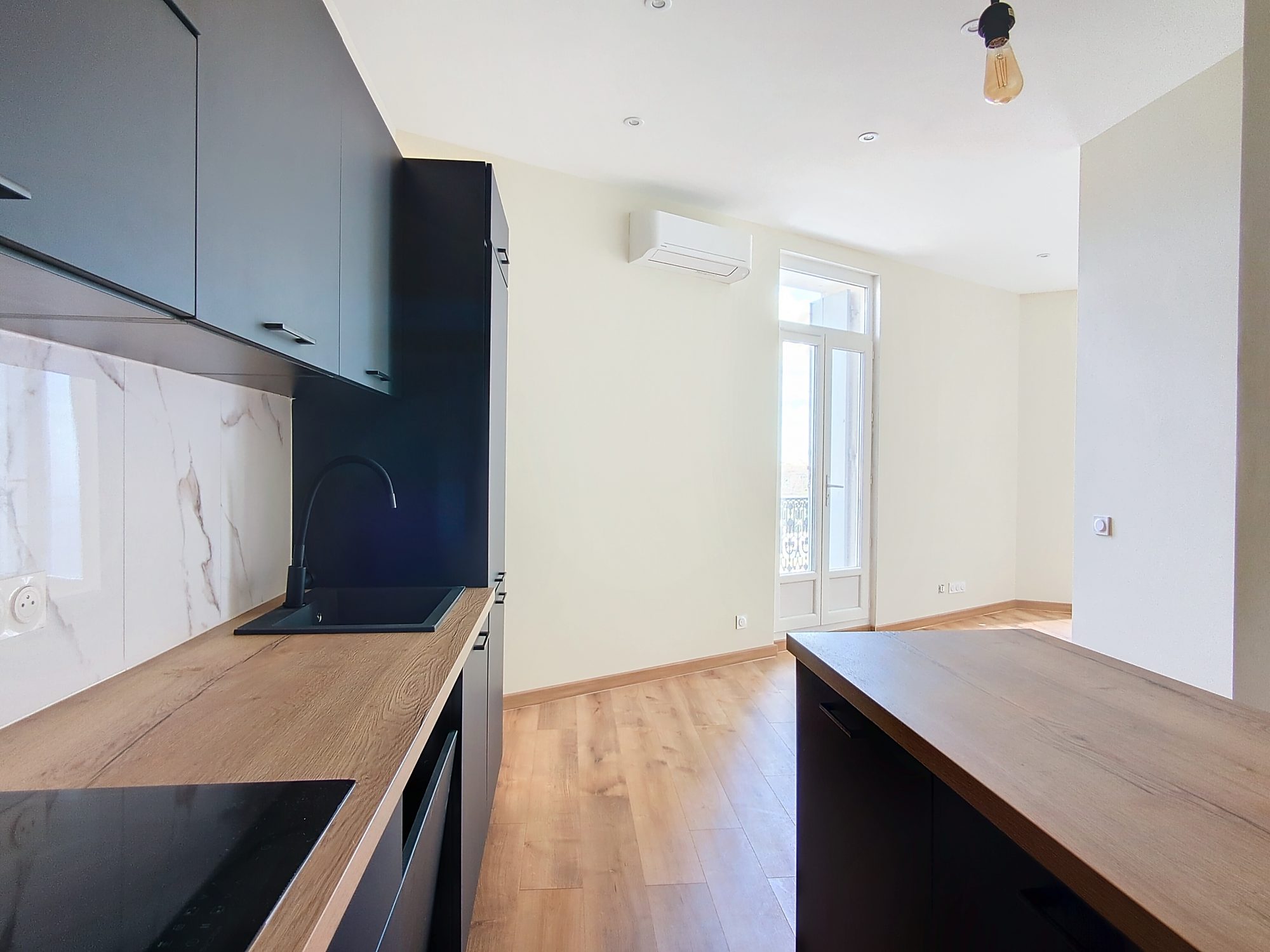 Sète : Appartement T3 entièrement rénové, Grenier.