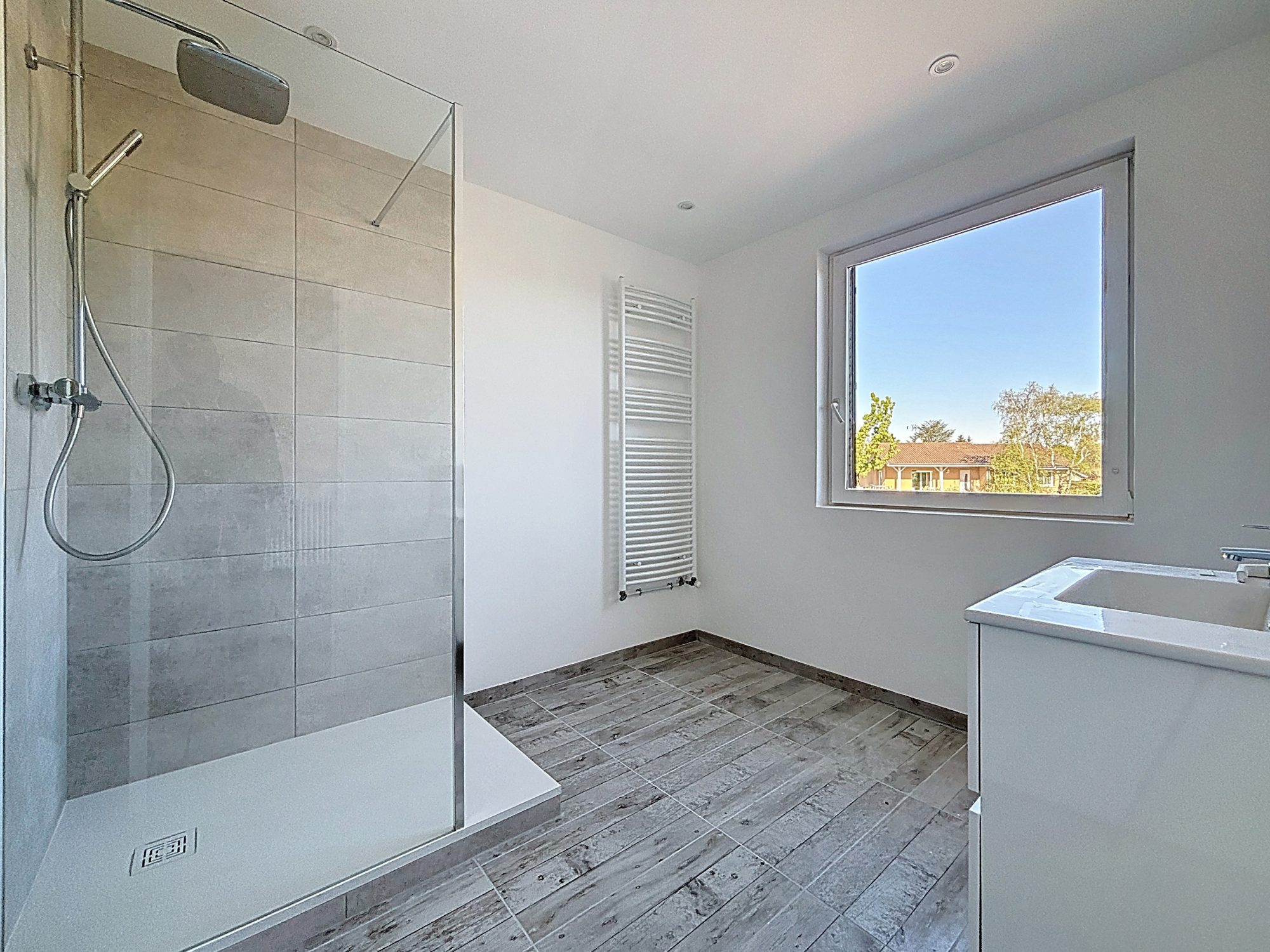 Centre village, belle maison de 160 m², terrain de 850 m² avec piscine Chaponost 69630