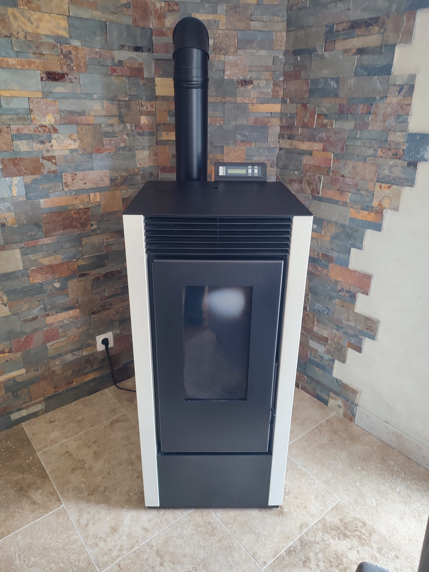 Maison - 8 pièces - 225 m² - Saint-Alyre-d'Arlanc (63220)