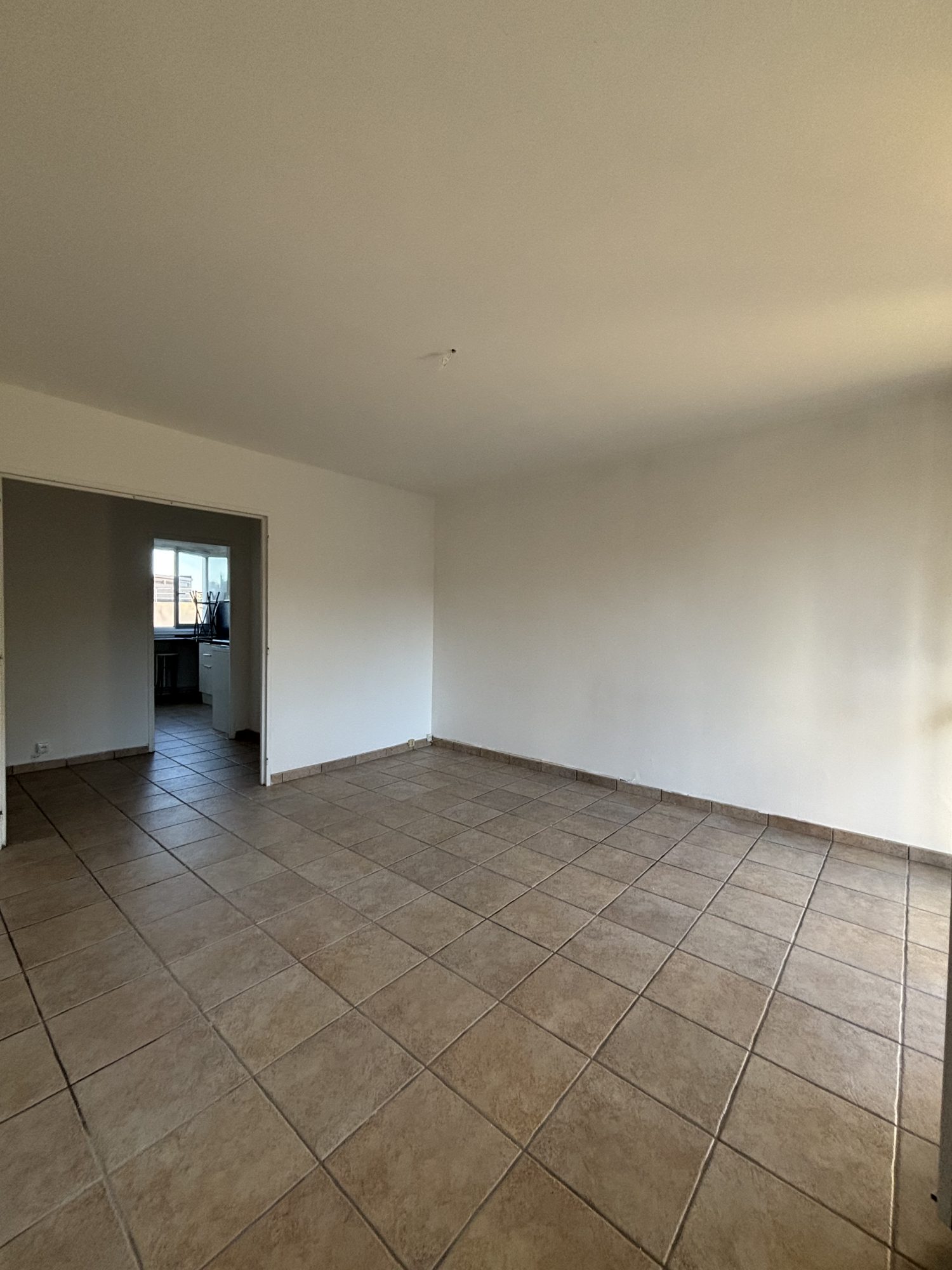 Appartement - 4 pièces - 70 m² - Saint-Étienne (42000)