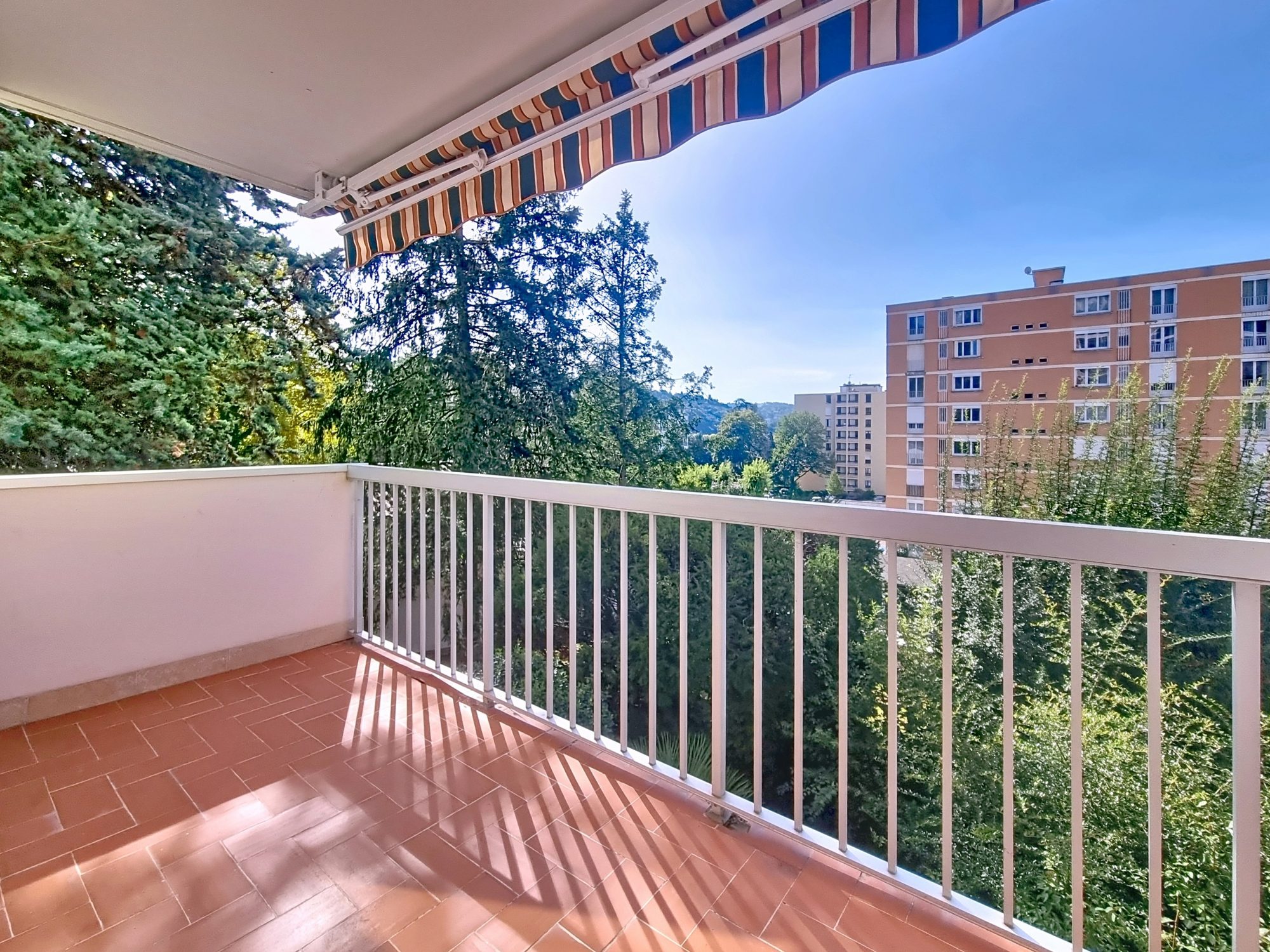 Nature et quiétude aux Charavel Vienne 38200