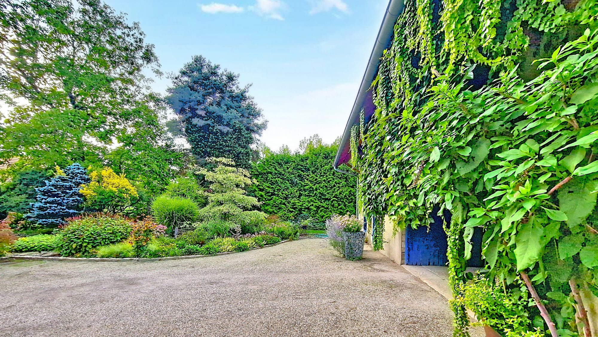 Chalon sur Saône : belle longère sur un hectare Chalon-sur-Saône 71100