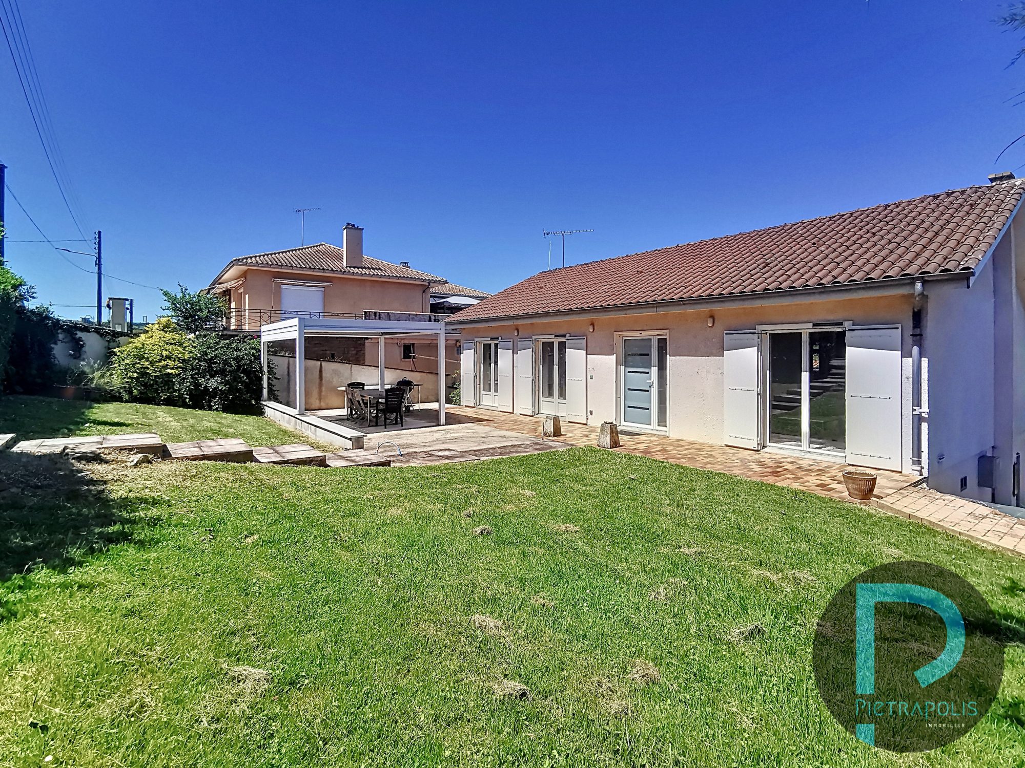 BAISSE DE PRIX MACON FLACE MAISON rénovée SUR SOUS-SOL