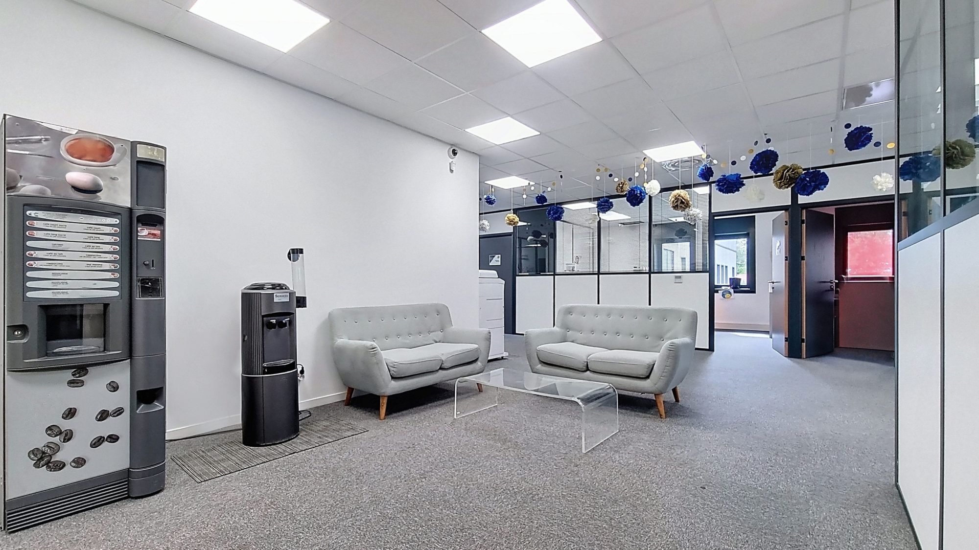 Local professionnel 399m² - Vénissieux Vénissieux 69200