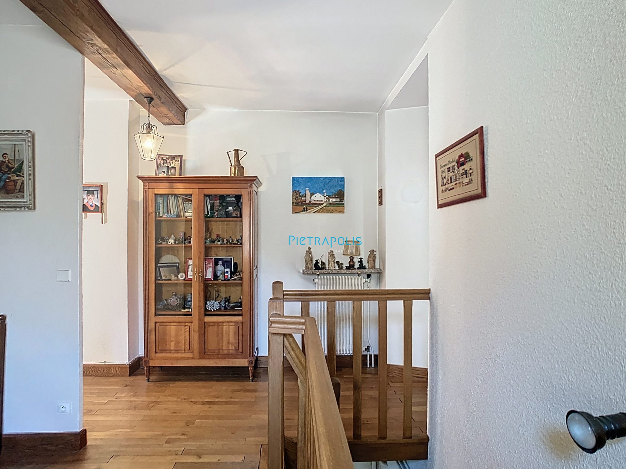 maison avec terrain et dépendance à rafraichir - centre village