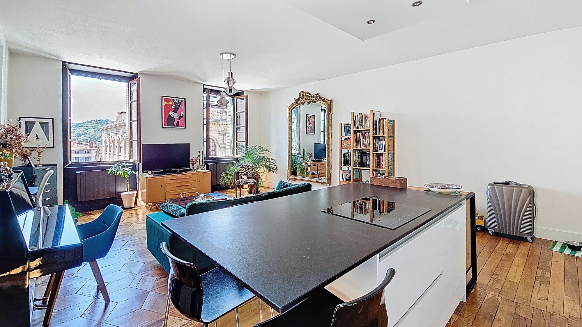 VIENNE (Hypercentre) Appartement T3 - 75m2 - Vue dégagée Vienne 38200