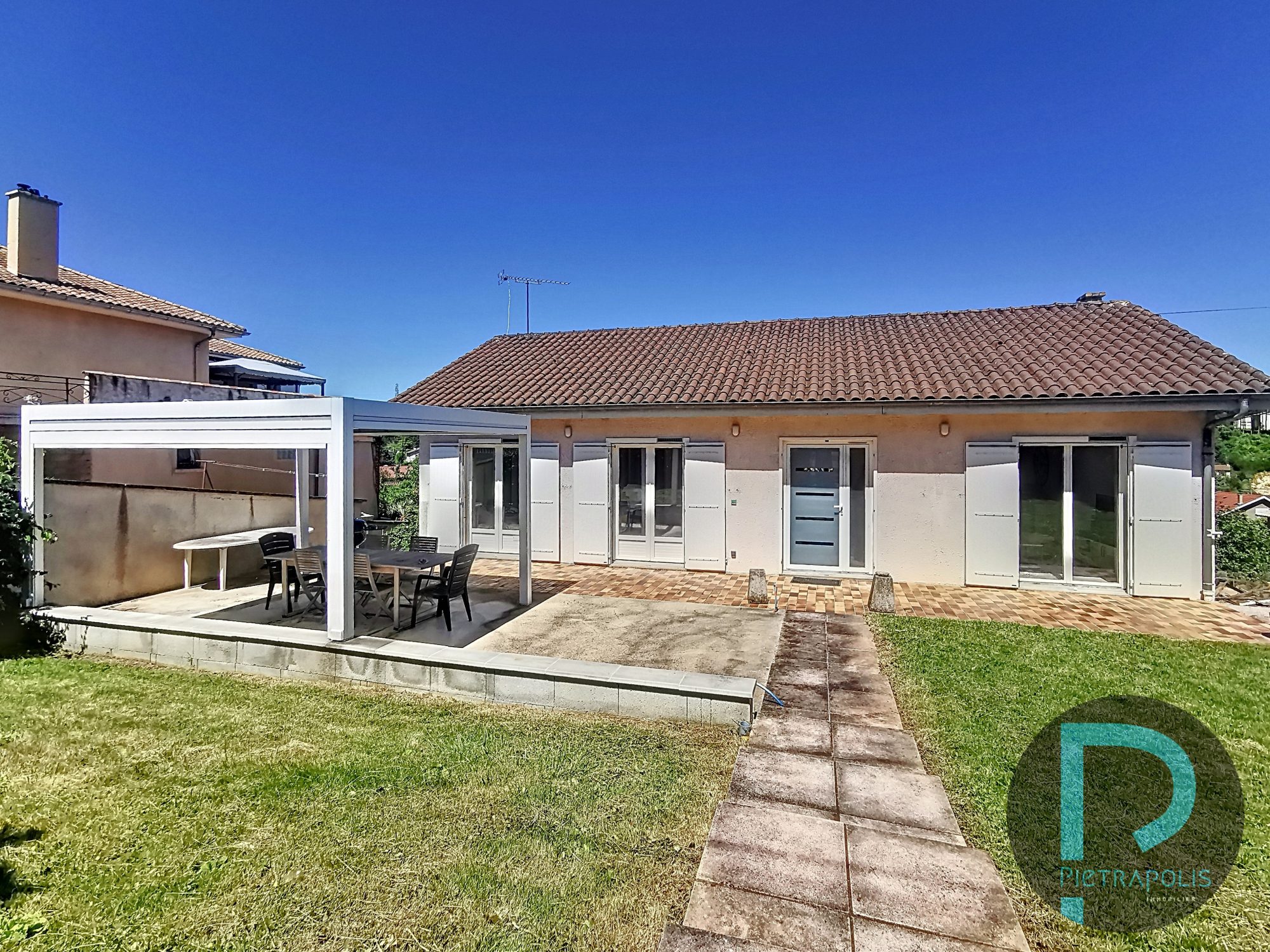 EXCLUSIVITE MACON FLACE MAISON rénovée SUR SOUS-SOL