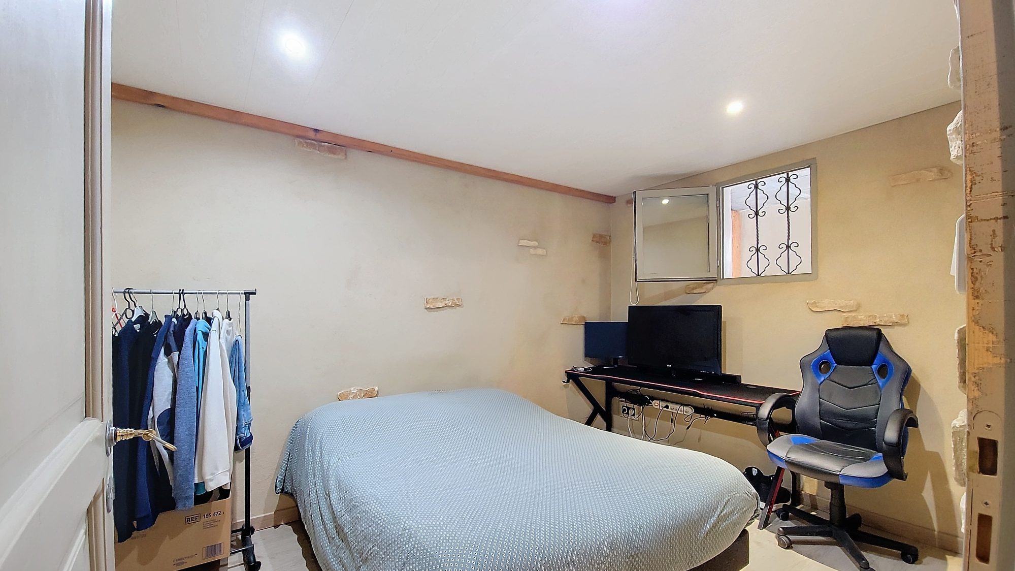 Grande Maison Familiale 180 m2 avec appartement indépendant -  Terrain de 4630 m2 Courthézon 84350