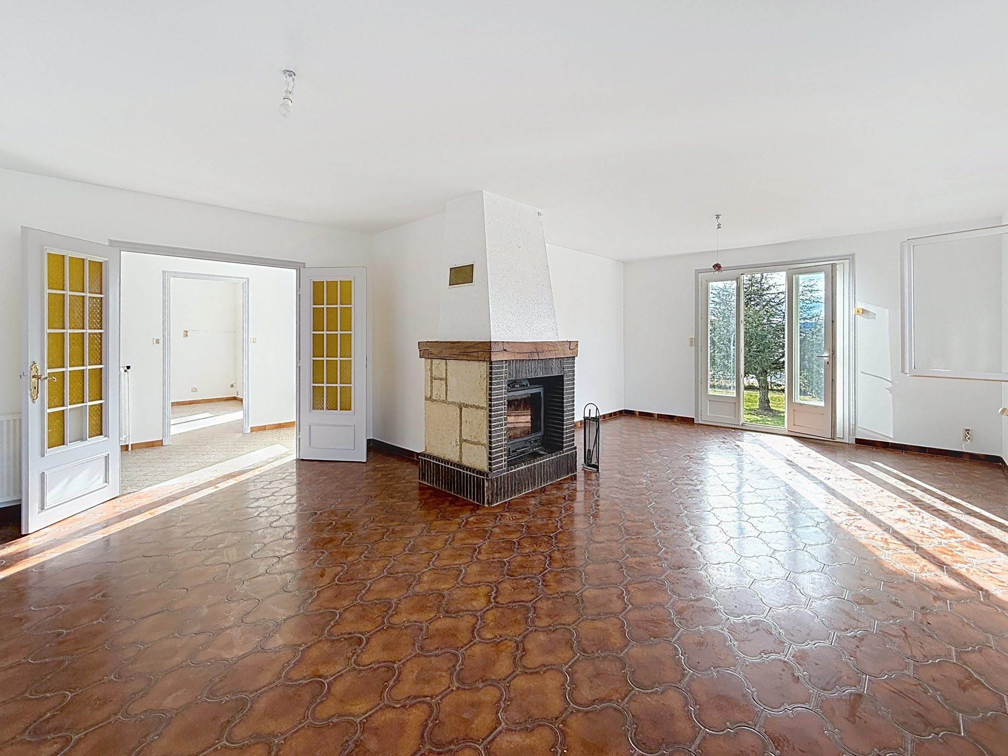 Belle maison individuelle à révoner Lay 42470